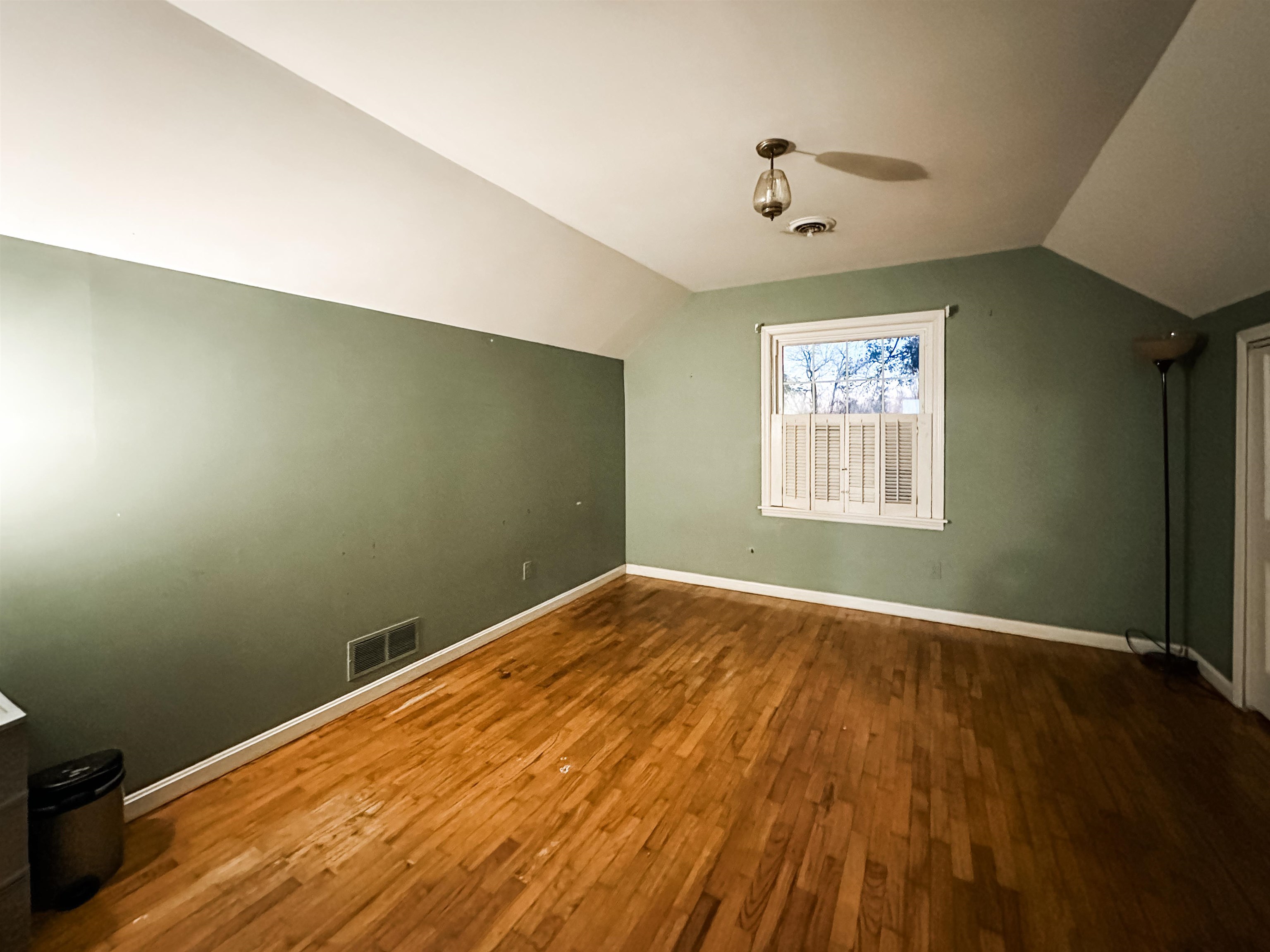 1121 Woodmere Ln, Owensboro, Kentucky 42303, 5 Bedrooms Bedrooms, ,2 BathroomsBathrooms,Single Family Residence,For Sale,Woodmere Ln,88531