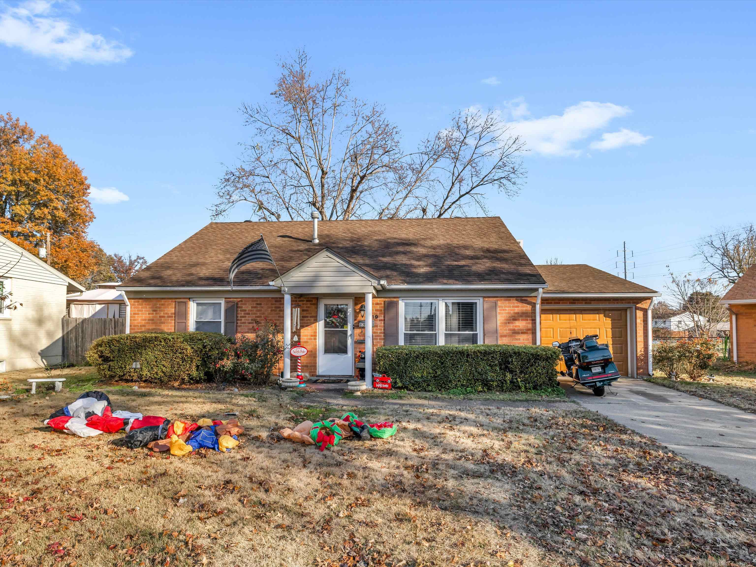 1919 Tomy Lee Ct, Owensboro, Kentucky 42301, 4 Bedrooms Bedrooms, ,2 BathroomsBathrooms,Single Family Residence,For Sale,Tomy Lee Ct,88533
