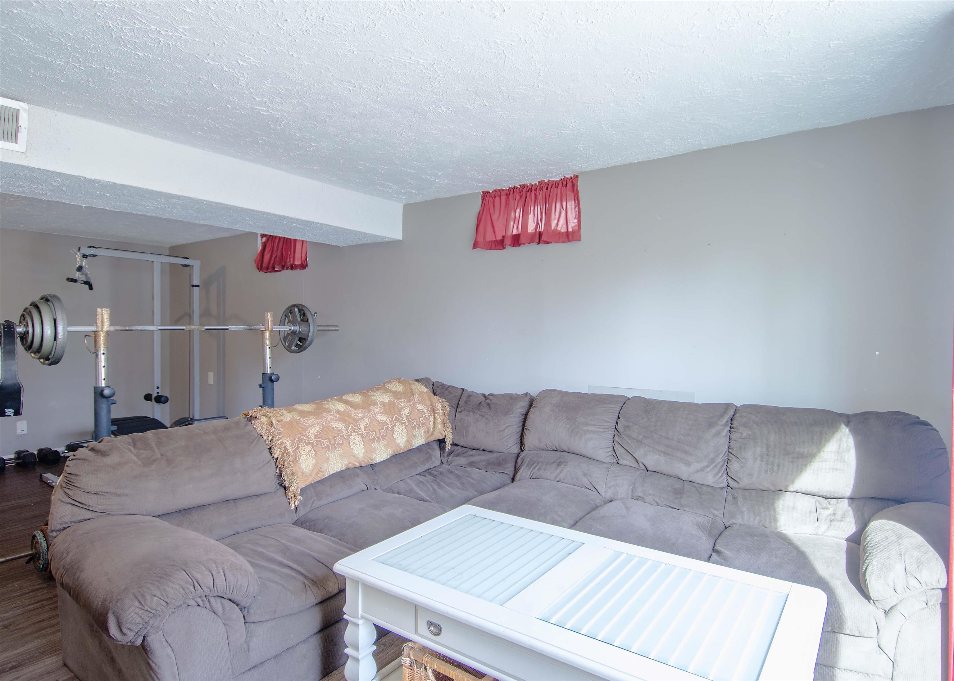 1331 Gilbert Ln, Owensboro, Kentucky 42303, 3 Bedrooms Bedrooms, ,2 BathroomsBathrooms,Single Family Residence,For Sale,Gilbert Ln,88534