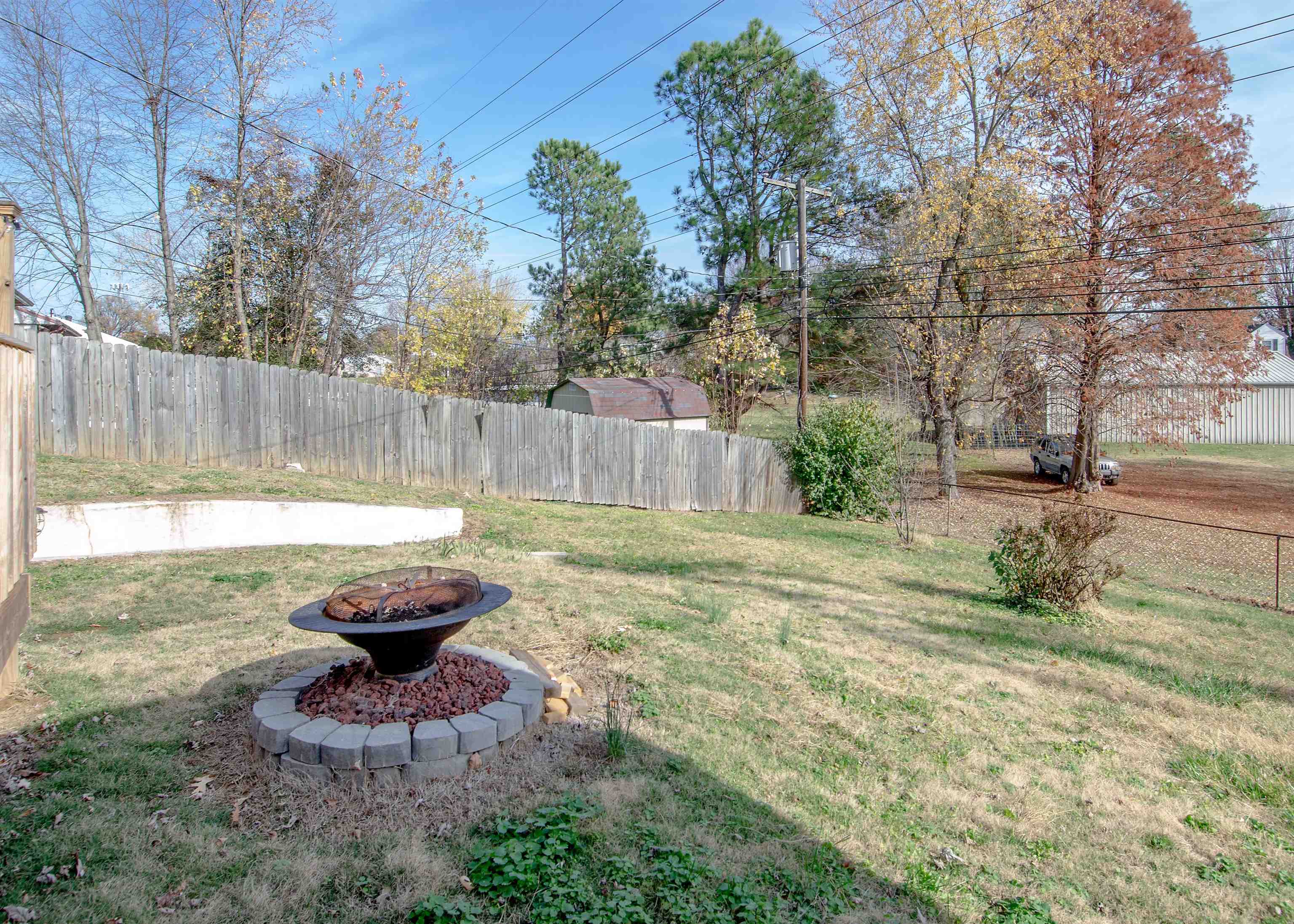 1331 Gilbert Ln, Owensboro, Kentucky 42303, 3 Bedrooms Bedrooms, ,2 BathroomsBathrooms,Single Family Residence,For Sale,Gilbert Ln,88534