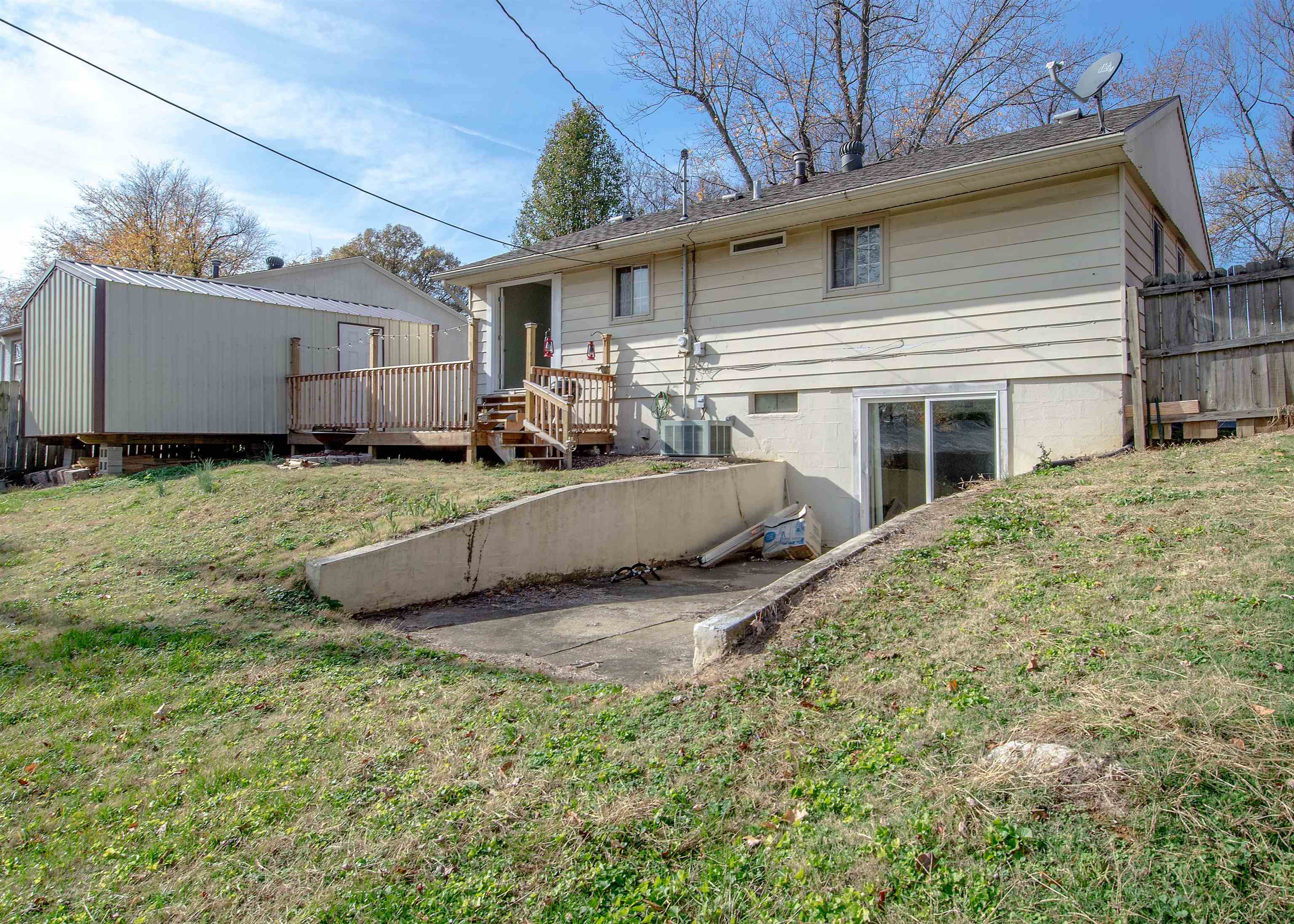 1331 Gilbert Ln, Owensboro, Kentucky 42303, 3 Bedrooms Bedrooms, ,2 BathroomsBathrooms,Single Family Residence,For Sale,Gilbert Ln,88534