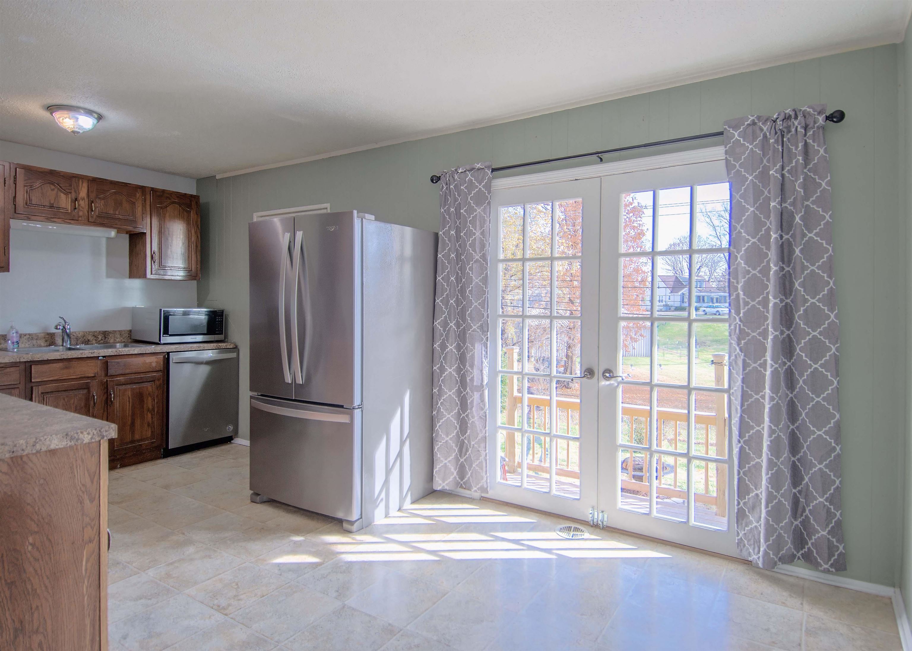 1331 Gilbert Ln, Owensboro, Kentucky 42303, 3 Bedrooms Bedrooms, ,2 BathroomsBathrooms,Single Family Residence,For Sale,Gilbert Ln,88534