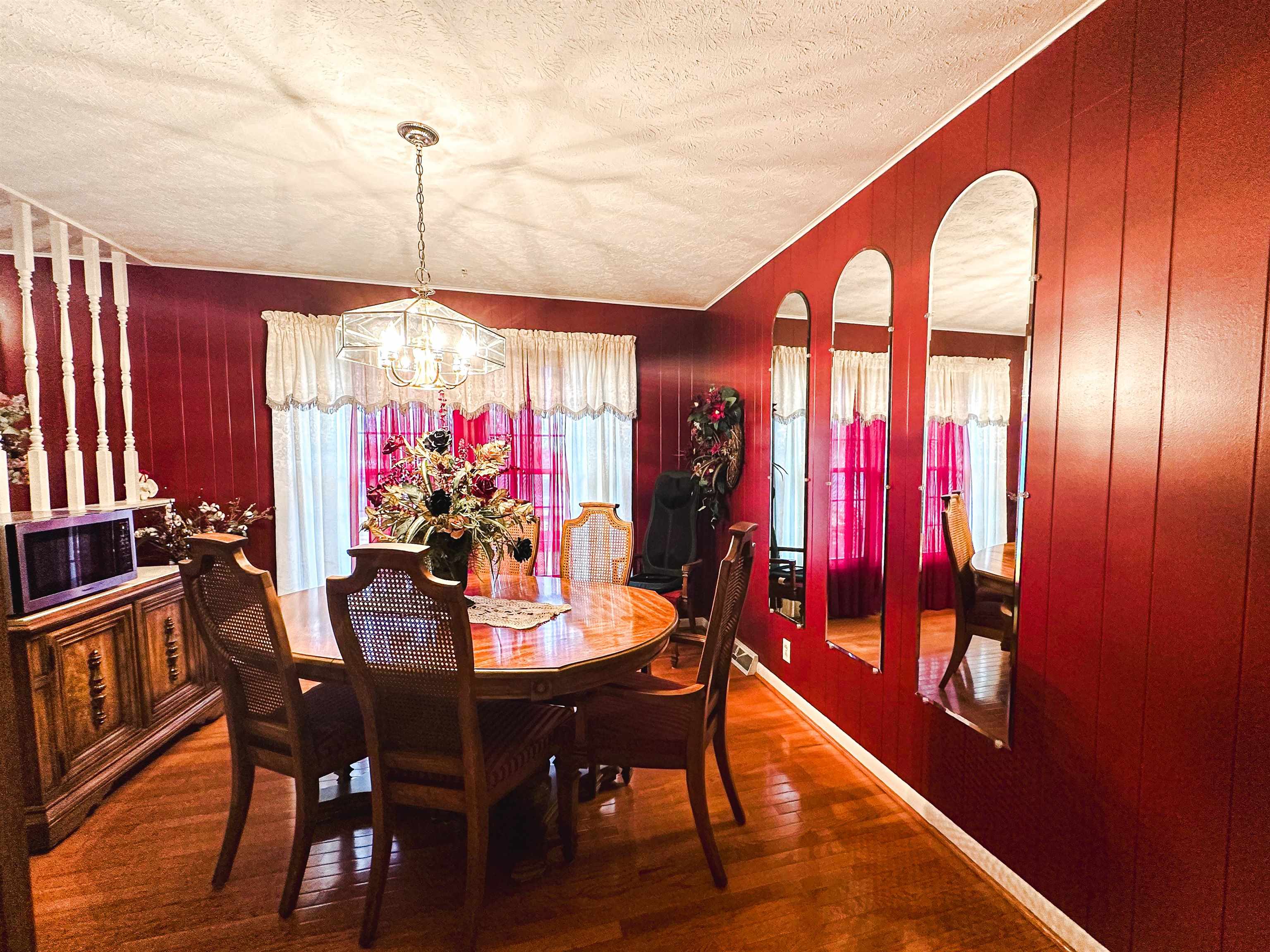 215 Meadowlawn dr, Beaver Dam, Kentucky 42320, 3 Bedrooms Bedrooms, ,1 BathroomBathrooms,Single Family Residence,For Sale,Meadowlawn dr,88547