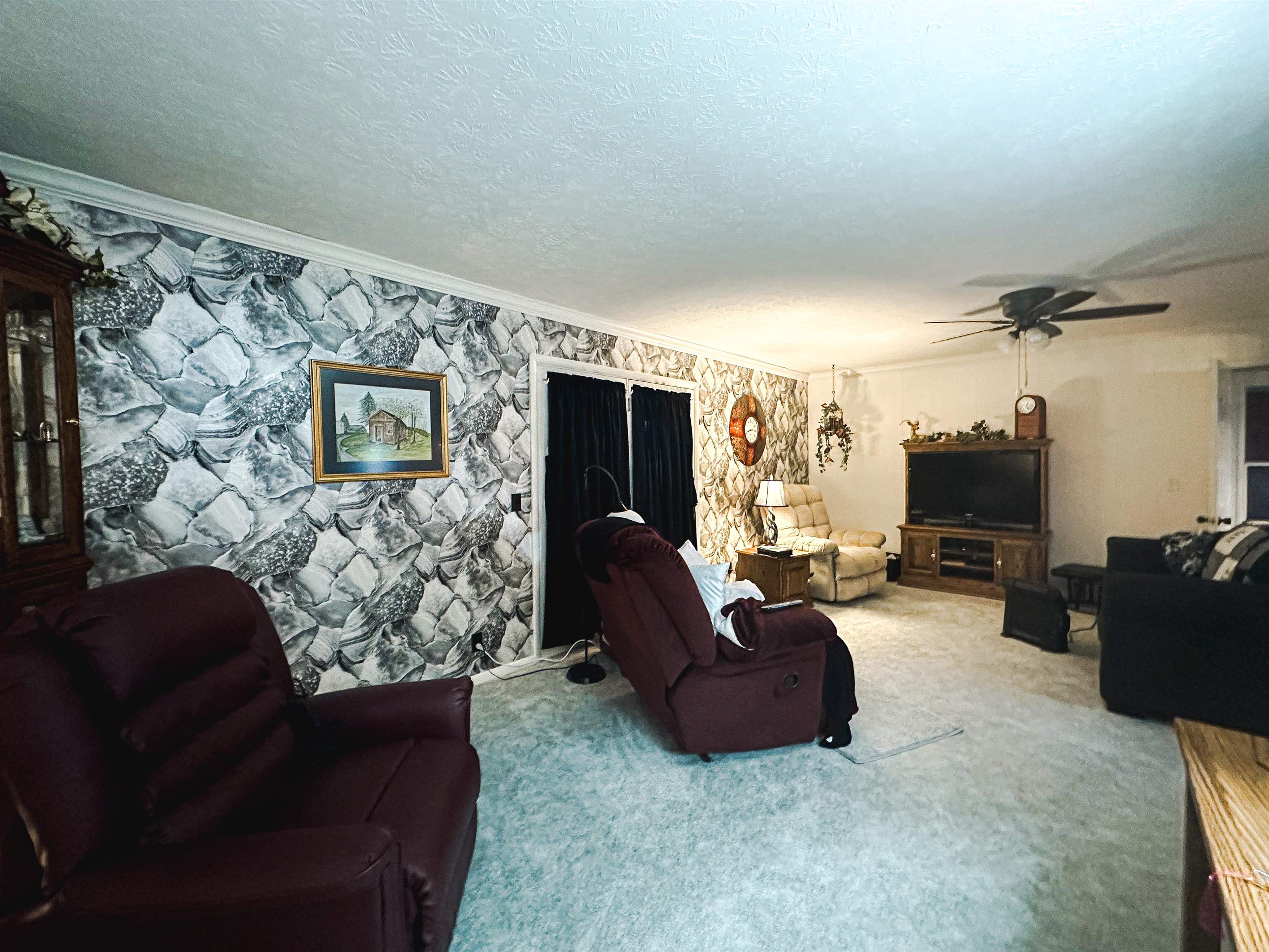 215 Meadowlawn dr, Beaver Dam, Kentucky 42320, 3 Bedrooms Bedrooms, ,1 BathroomBathrooms,Single Family Residence,For Sale,Meadowlawn dr,88547