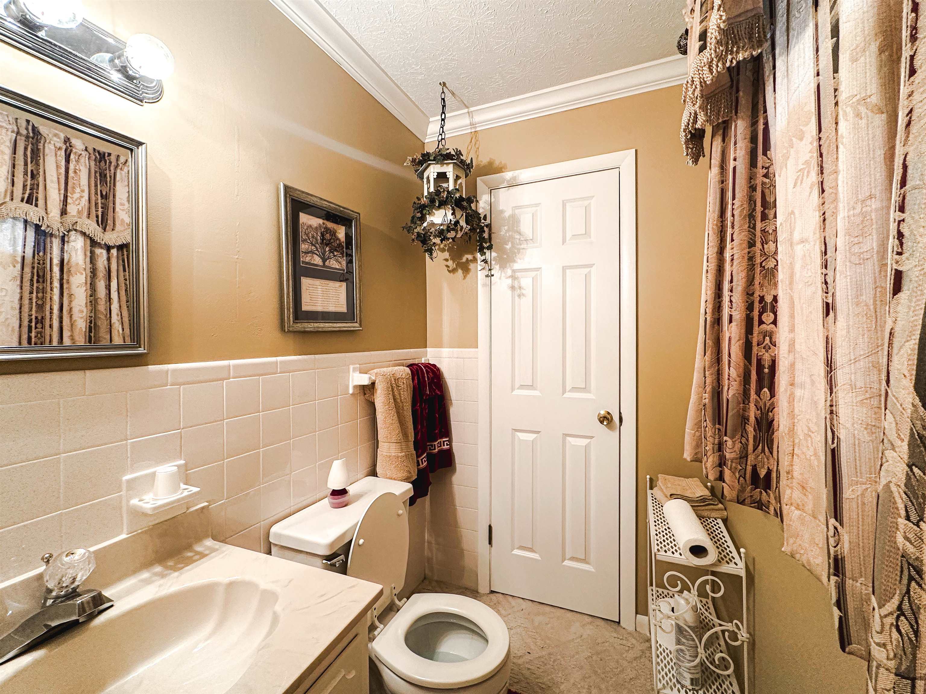215 Meadowlawn dr, Beaver Dam, Kentucky 42320, 3 Bedrooms Bedrooms, ,1 BathroomBathrooms,Single Family Residence,For Sale,Meadowlawn dr,88547
