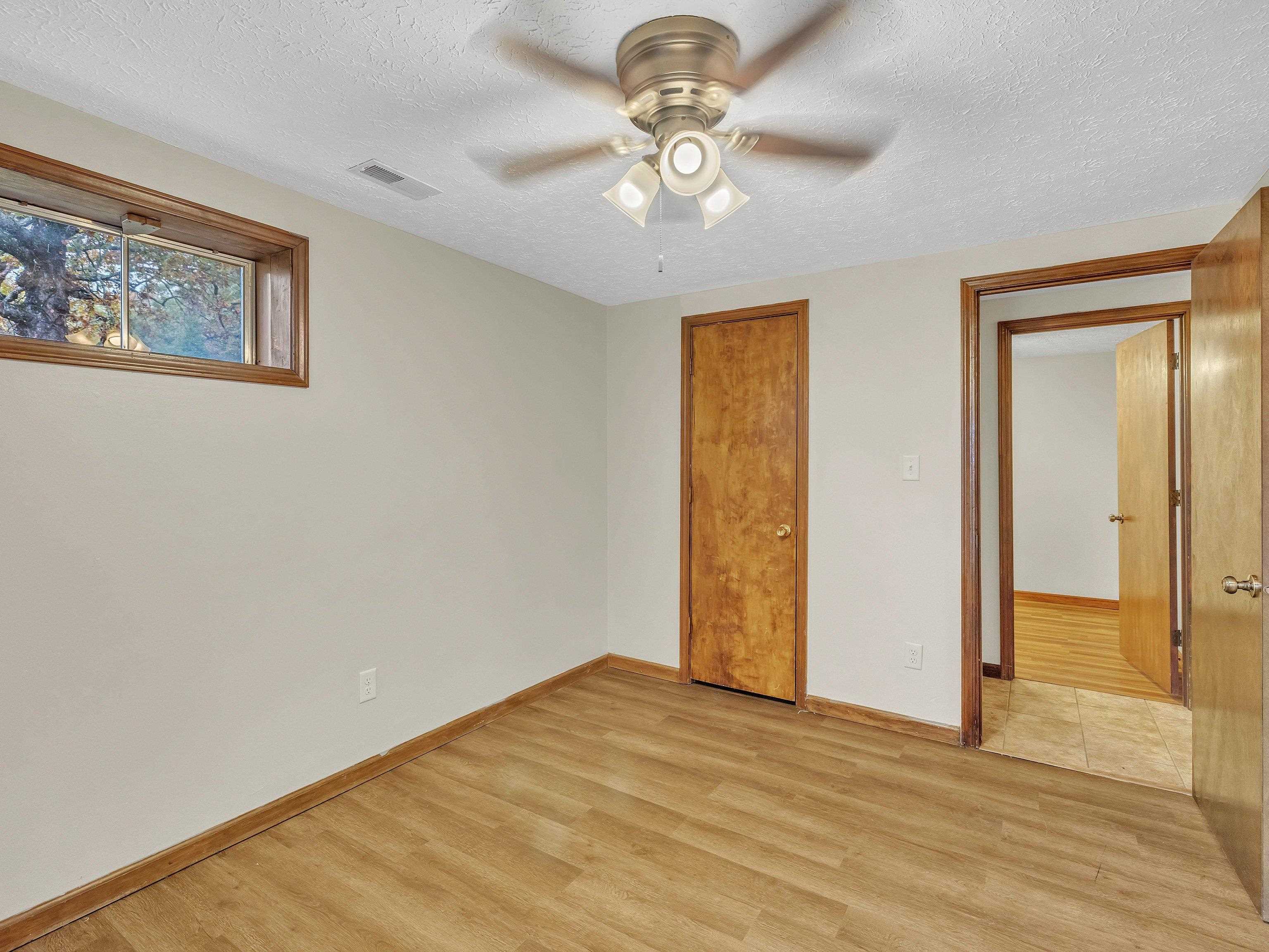 193 Shrader Lane, Fordsville, Kentucky 42343, 2 Bedrooms Bedrooms, ,1 BathroomBathrooms,Single Family Residence,For Sale,Shrader Lane,88548