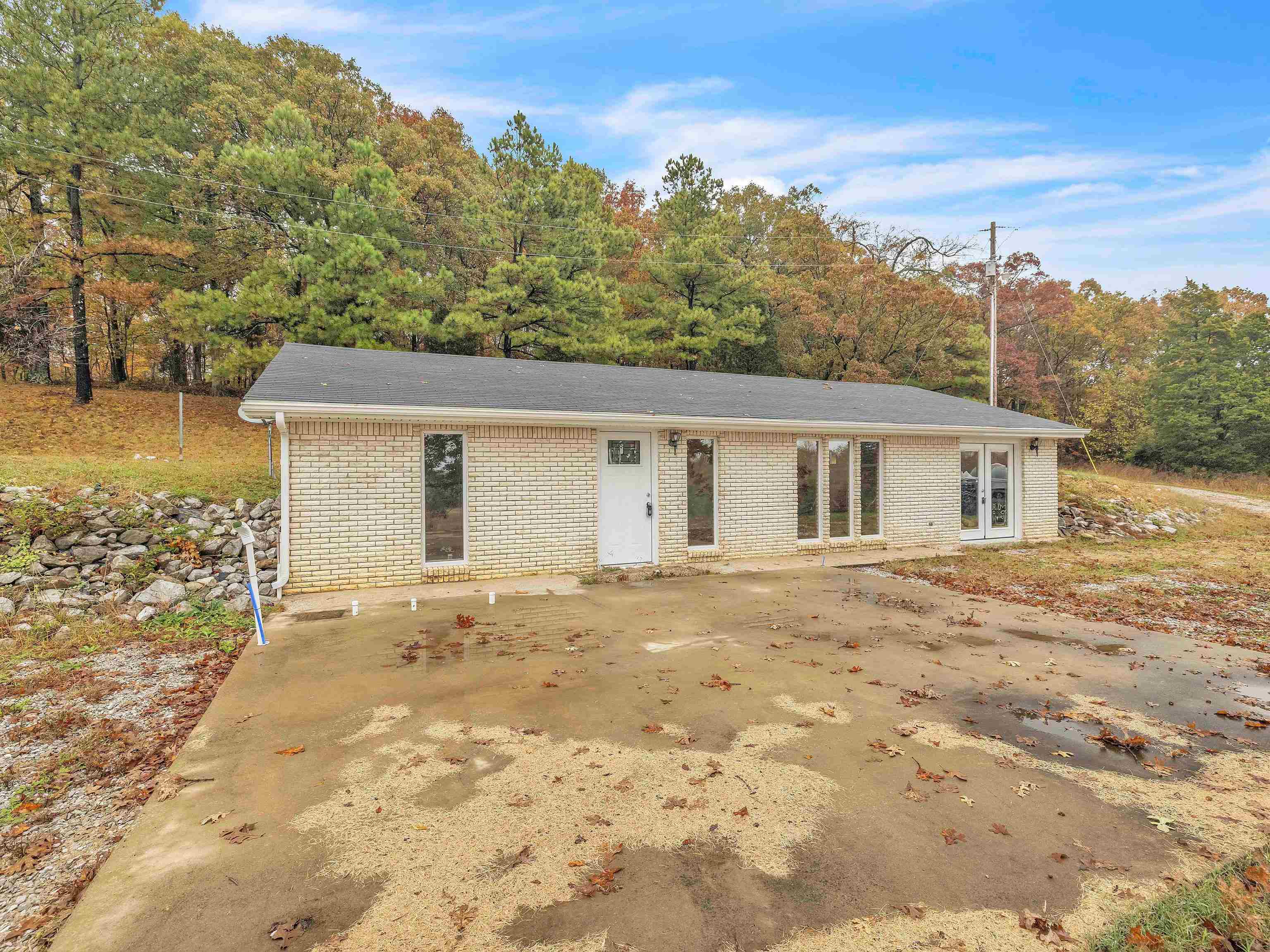 193 Shrader Lane, Fordsville, Kentucky 42343, 2 Bedrooms Bedrooms, ,1 BathroomBathrooms,Single Family Residence,For Sale,Shrader Lane,88548