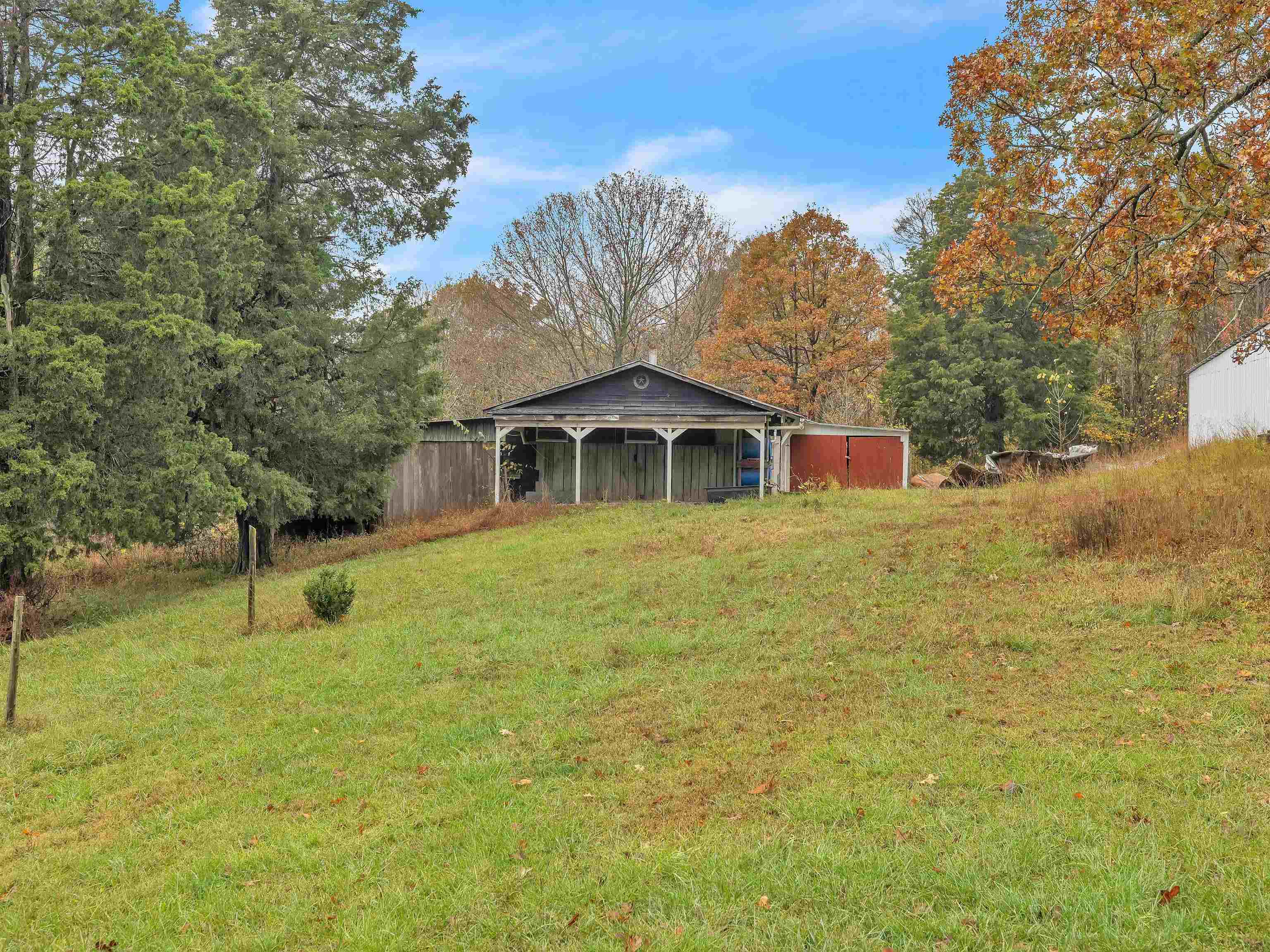 193 Shrader Lane, Fordsville, Kentucky 42343, 2 Bedrooms Bedrooms, ,1 BathroomBathrooms,Single Family Residence,For Sale,Shrader Lane,88548
