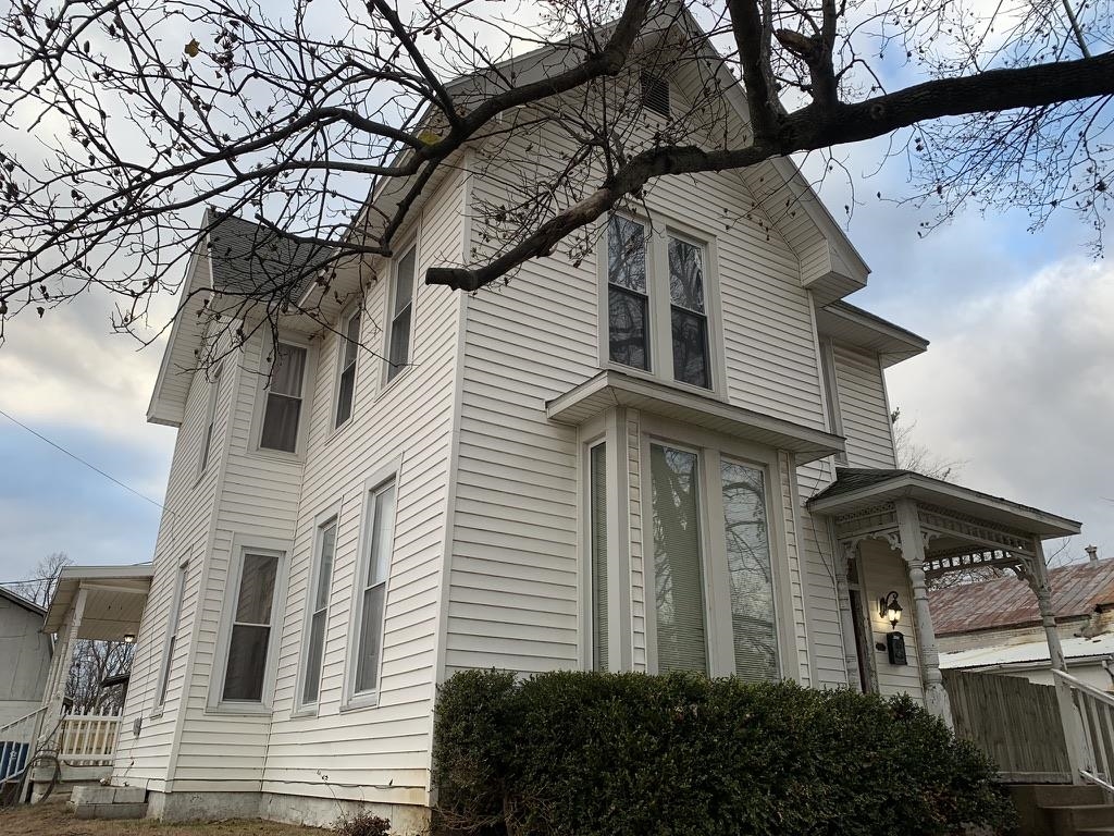 210 4th Street, Rockport, Indiana 47635, 4 Bedrooms Bedrooms, ,2 BathroomsBathrooms,Single Family Residence,For Sale,4th Street,88557