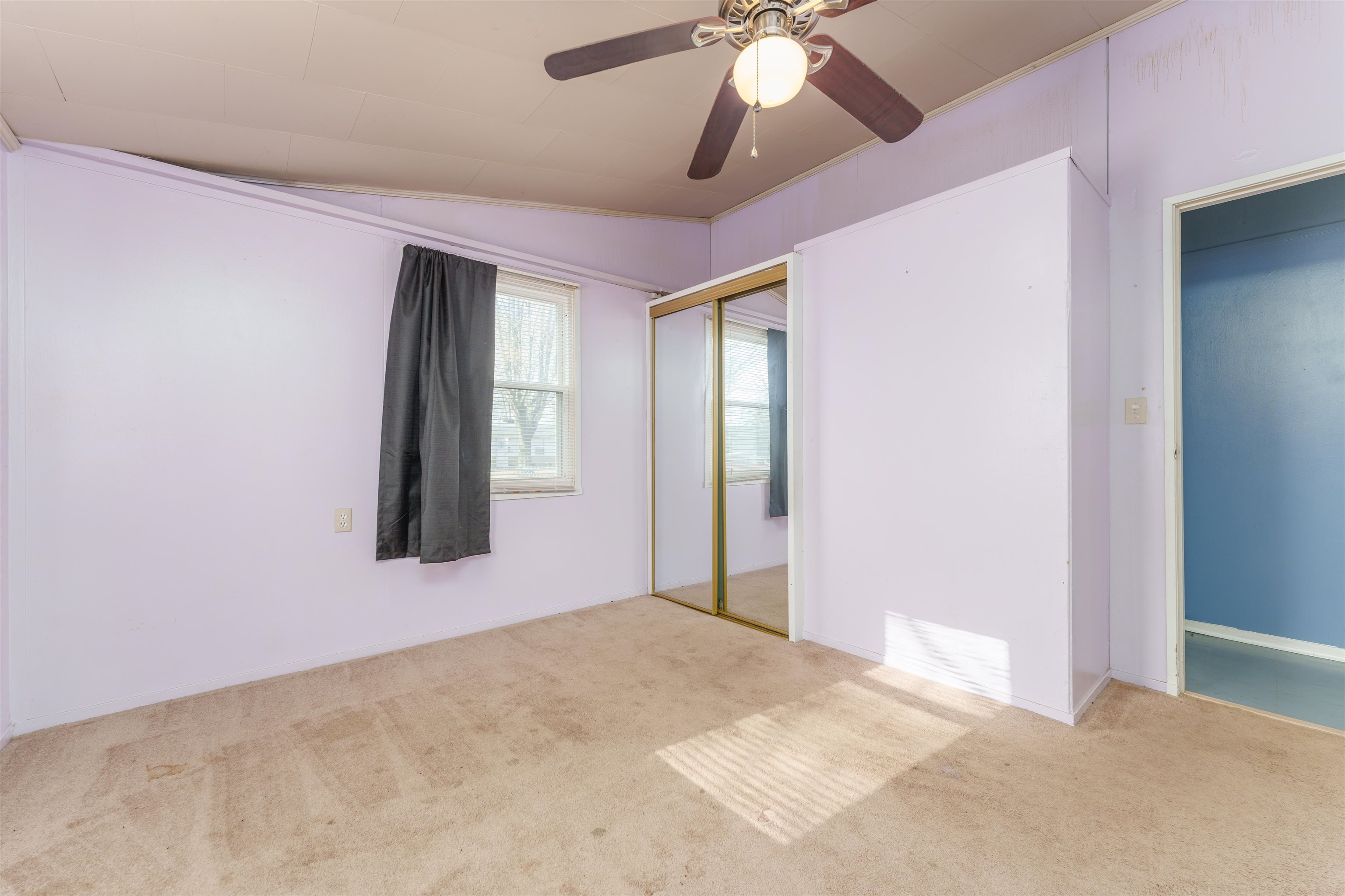 2821 6th Street, Owensboro, Kentucky 42301, 2 Bedrooms Bedrooms, ,1 BathroomBathrooms,Single Family Residence,For Sale,6th Street,88558