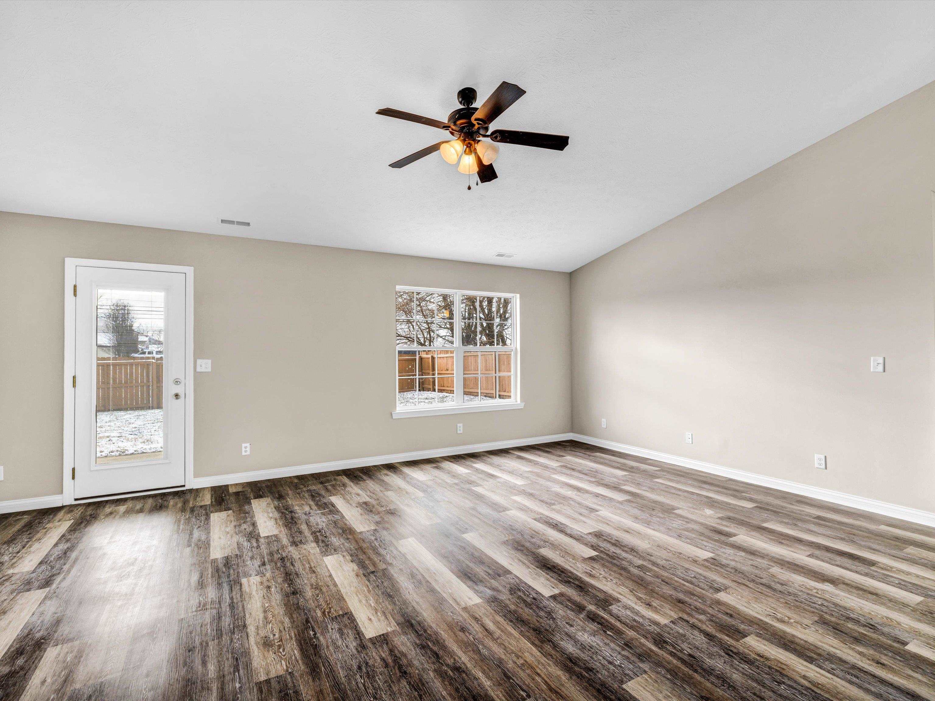3709 Legacy Run, Owensboro, Kentucky 42303, 3 Bedrooms Bedrooms, ,2 BathroomsBathrooms,Single Family Residence,For Sale,Legacy Run,88564