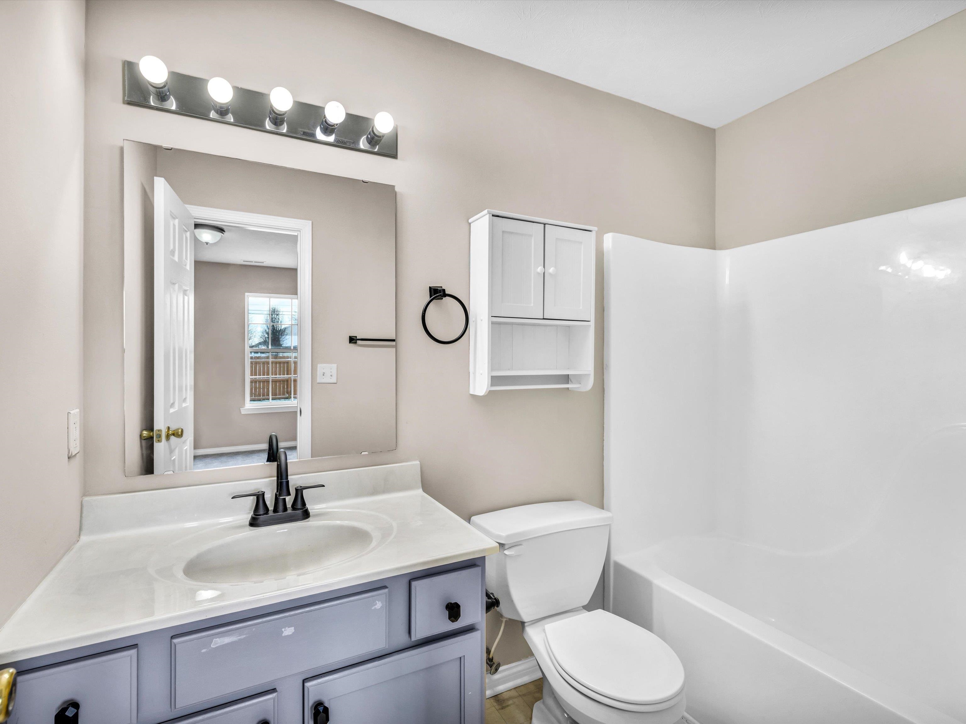 3709 Legacy Run, Owensboro, Kentucky 42303, 3 Bedrooms Bedrooms, ,2 BathroomsBathrooms,Single Family Residence,For Sale,Legacy Run,88564