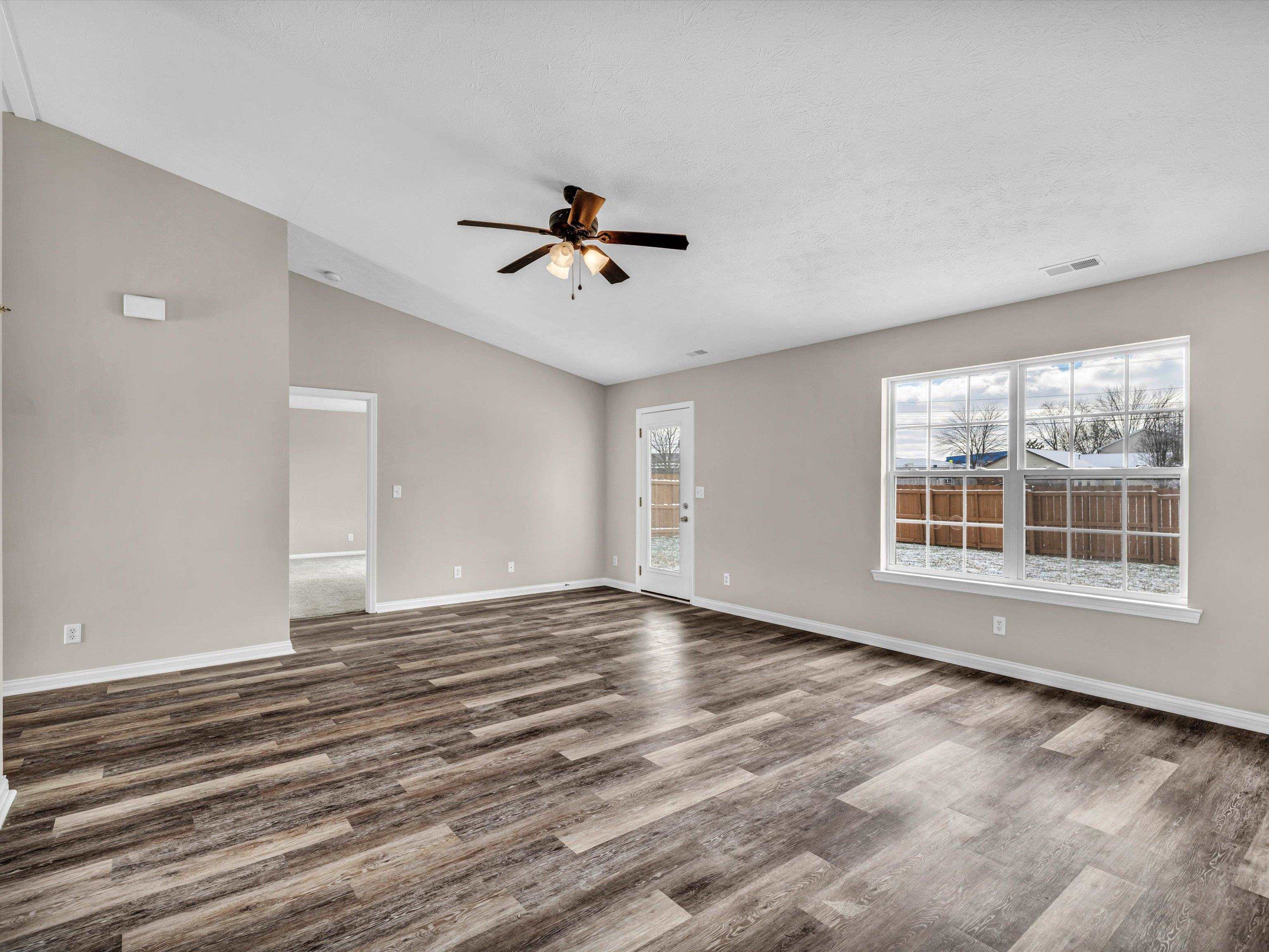 3709 Legacy Run, Owensboro, Kentucky 42303, 3 Bedrooms Bedrooms, ,2 BathroomsBathrooms,Single Family Residence,For Sale,Legacy Run,88564