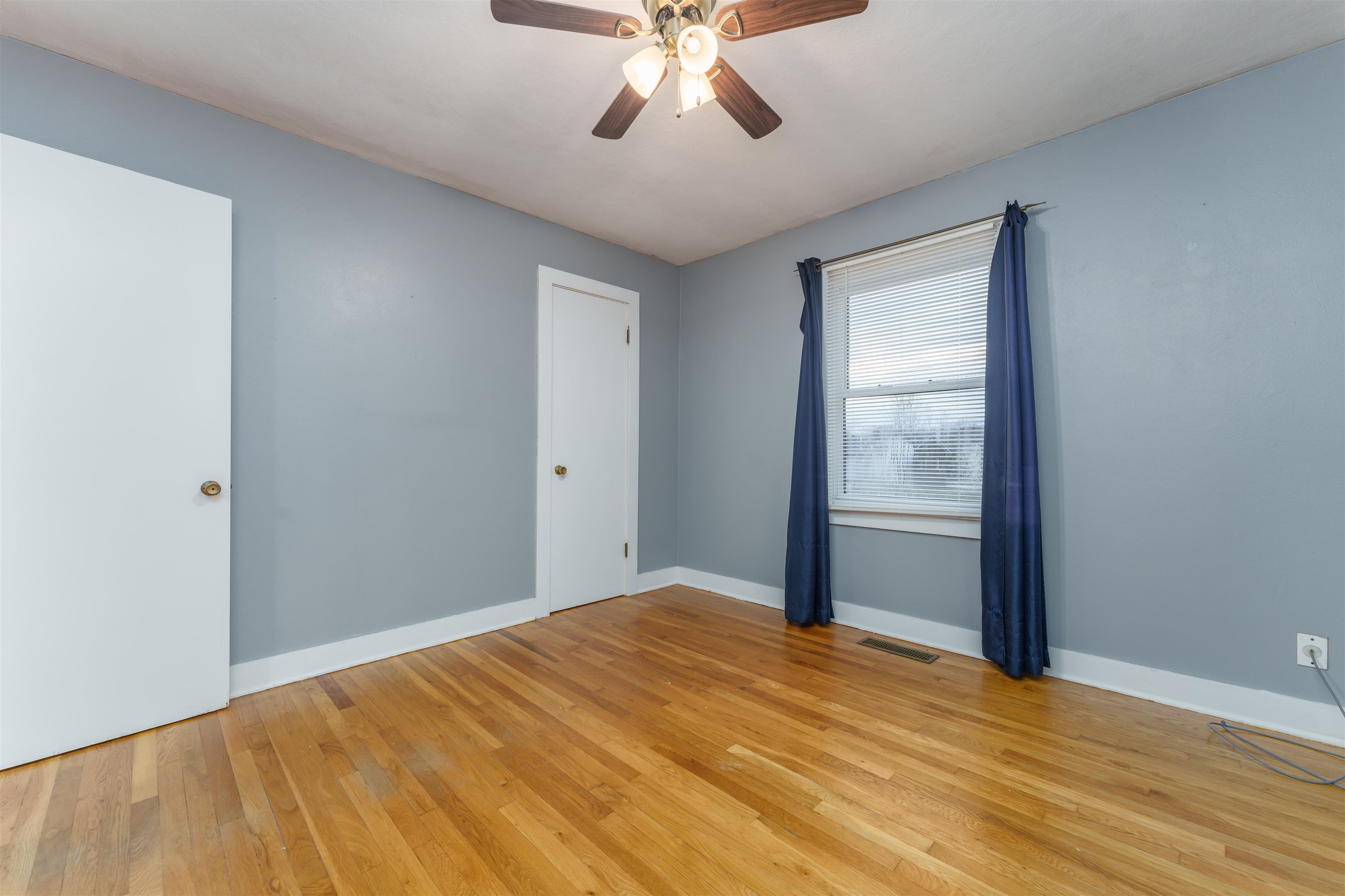 10886 HWY 764, Whitesville, Kentucky 42378, 3 Bedrooms Bedrooms, ,1 BathroomBathrooms,Single Family Residence,For Sale,HWY 764,88566