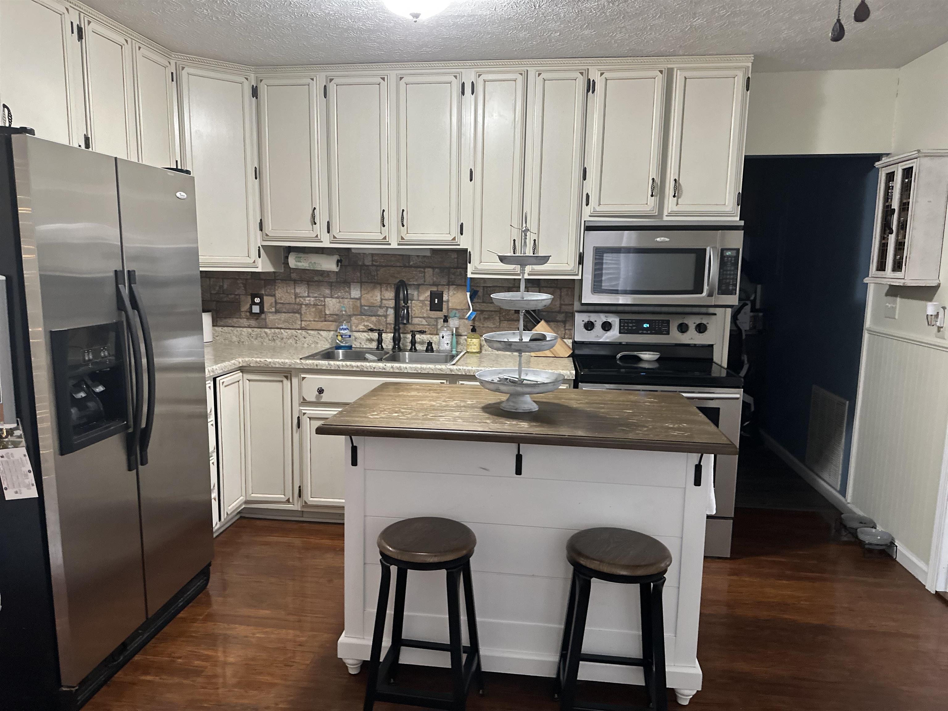 5431 Diane Ave., Owensboro, Kentucky 42301, 4 Bedrooms Bedrooms, ,2 BathroomsBathrooms,Single Family Residence,For Sale,Diane Ave.,88567