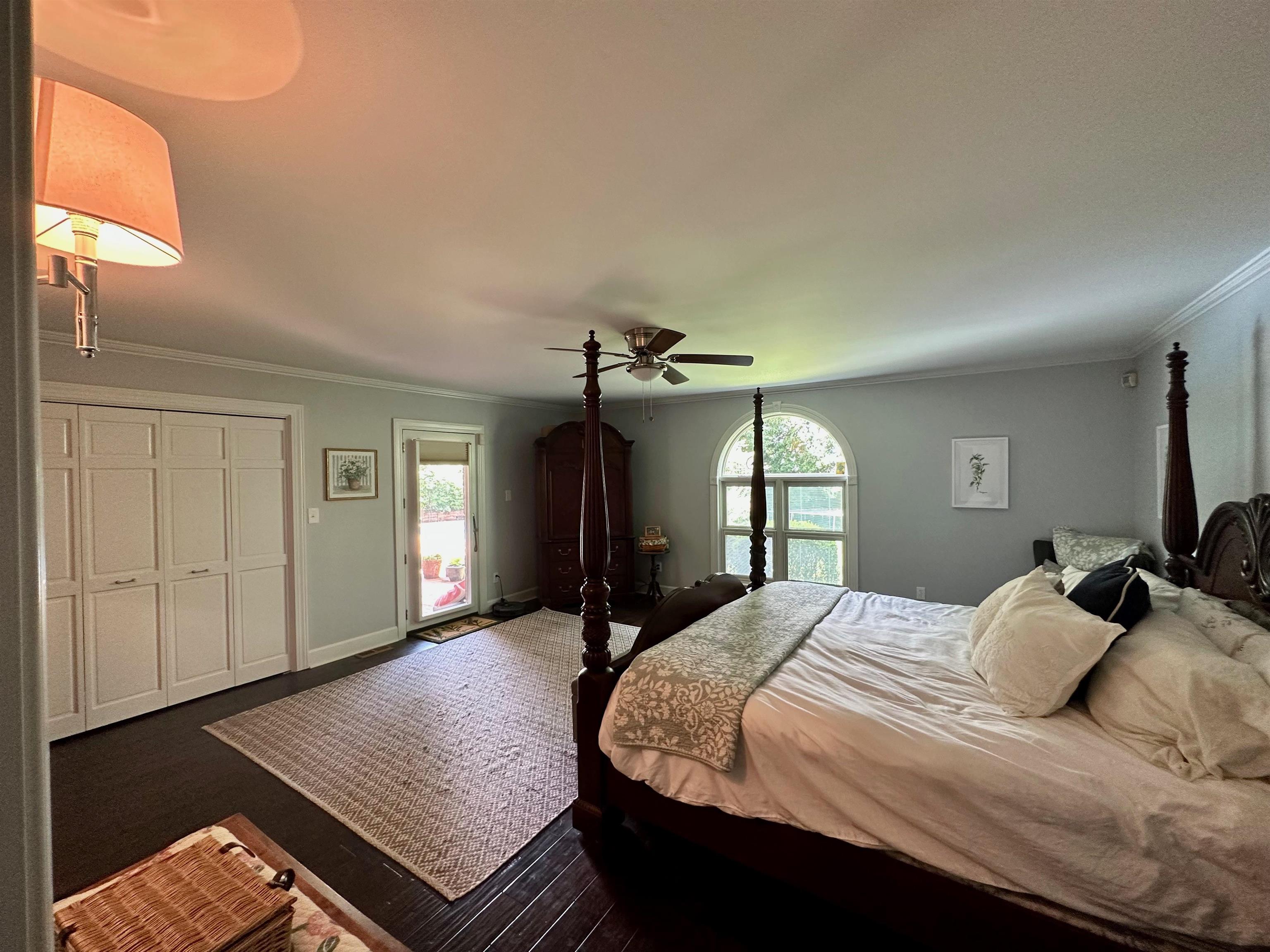 1611 Linden Ave, Owensboro, Kentucky 42301, 6 Bedrooms Bedrooms, ,5 BathroomsBathrooms,Single Family Residence,For Sale,Linden Ave,88569