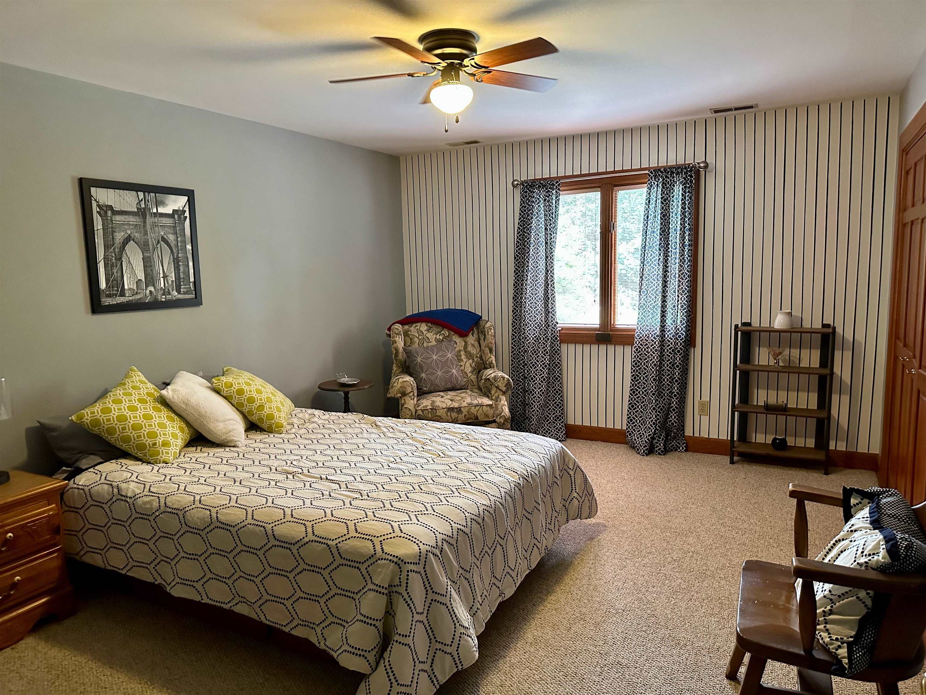 1611 Linden Ave, Owensboro, Kentucky 42301, 6 Bedrooms Bedrooms, ,5 BathroomsBathrooms,Single Family Residence,For Sale,Linden Ave,88569