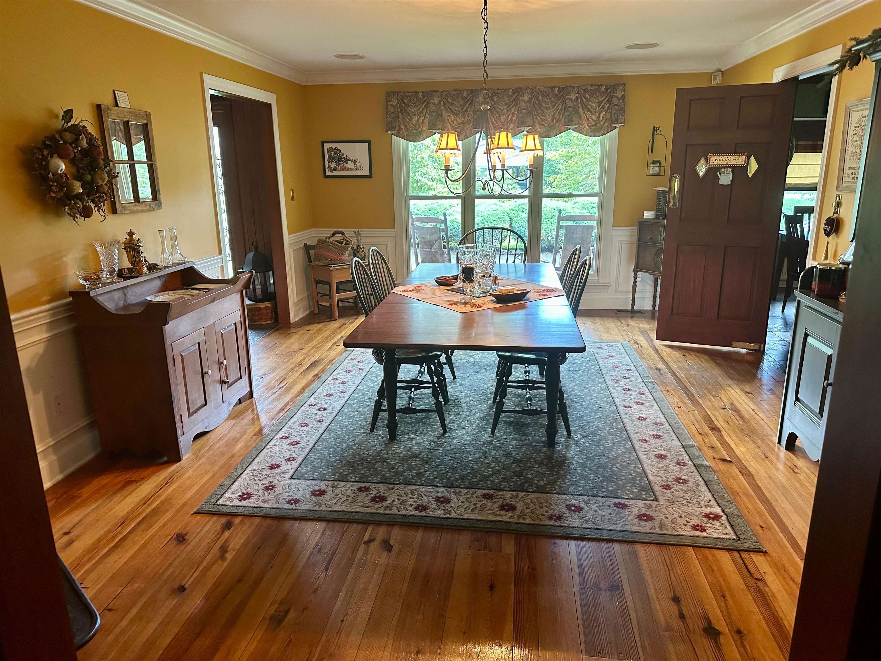 1611 Linden Ave, Owensboro, Kentucky 42301, 6 Bedrooms Bedrooms, ,5 BathroomsBathrooms,Single Family Residence,For Sale,Linden Ave,88569