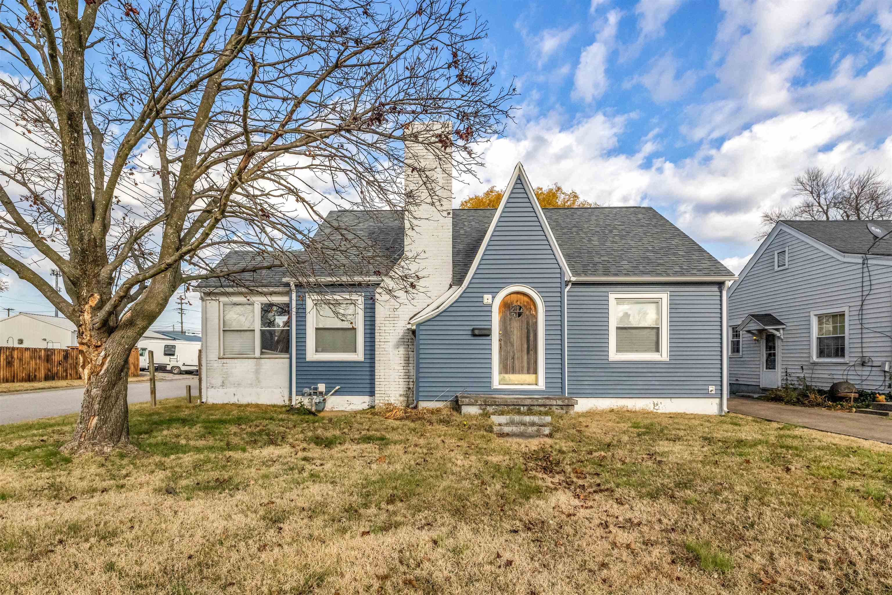 901 19th Street, Owensboro, Kentucky 42303, ,Single Family Residence,For Sale,19th Street,88570