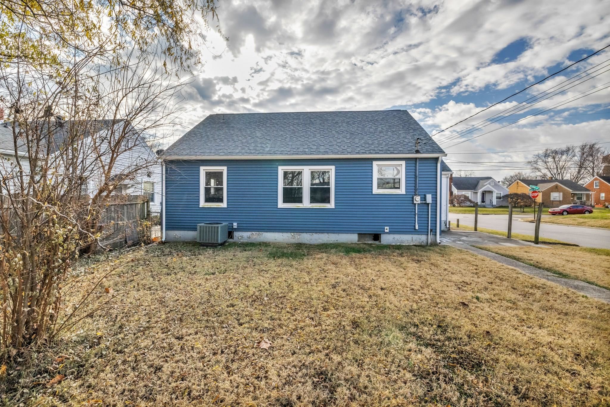901 19th Street, Owensboro, Kentucky 42303, ,Single Family Residence,For Sale,19th Street,88570