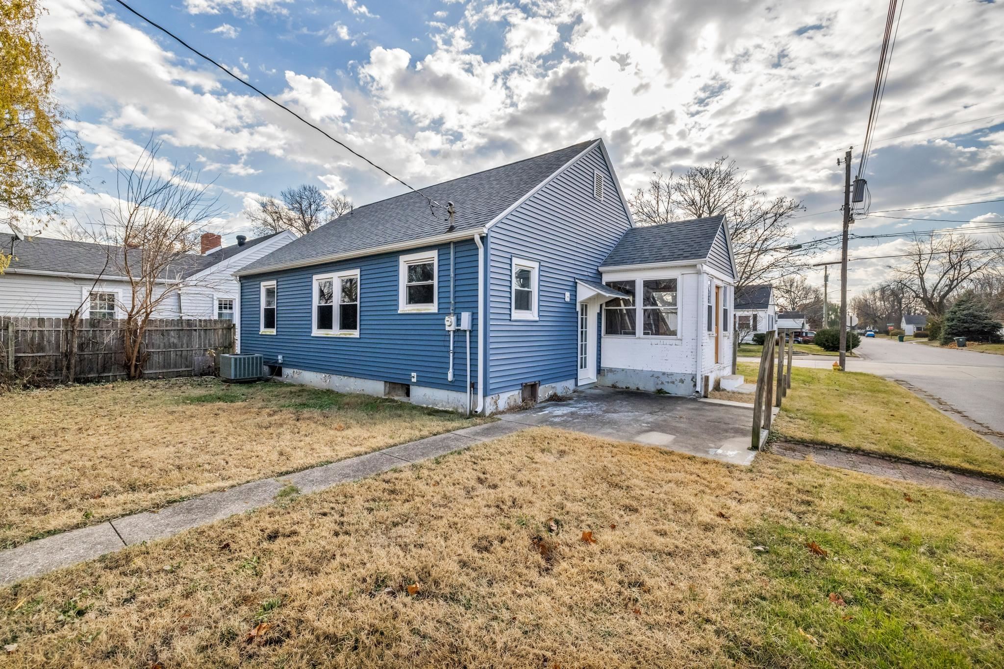 901 19th Street, Owensboro, Kentucky 42303, ,Single Family Residence,For Sale,19th Street,88570