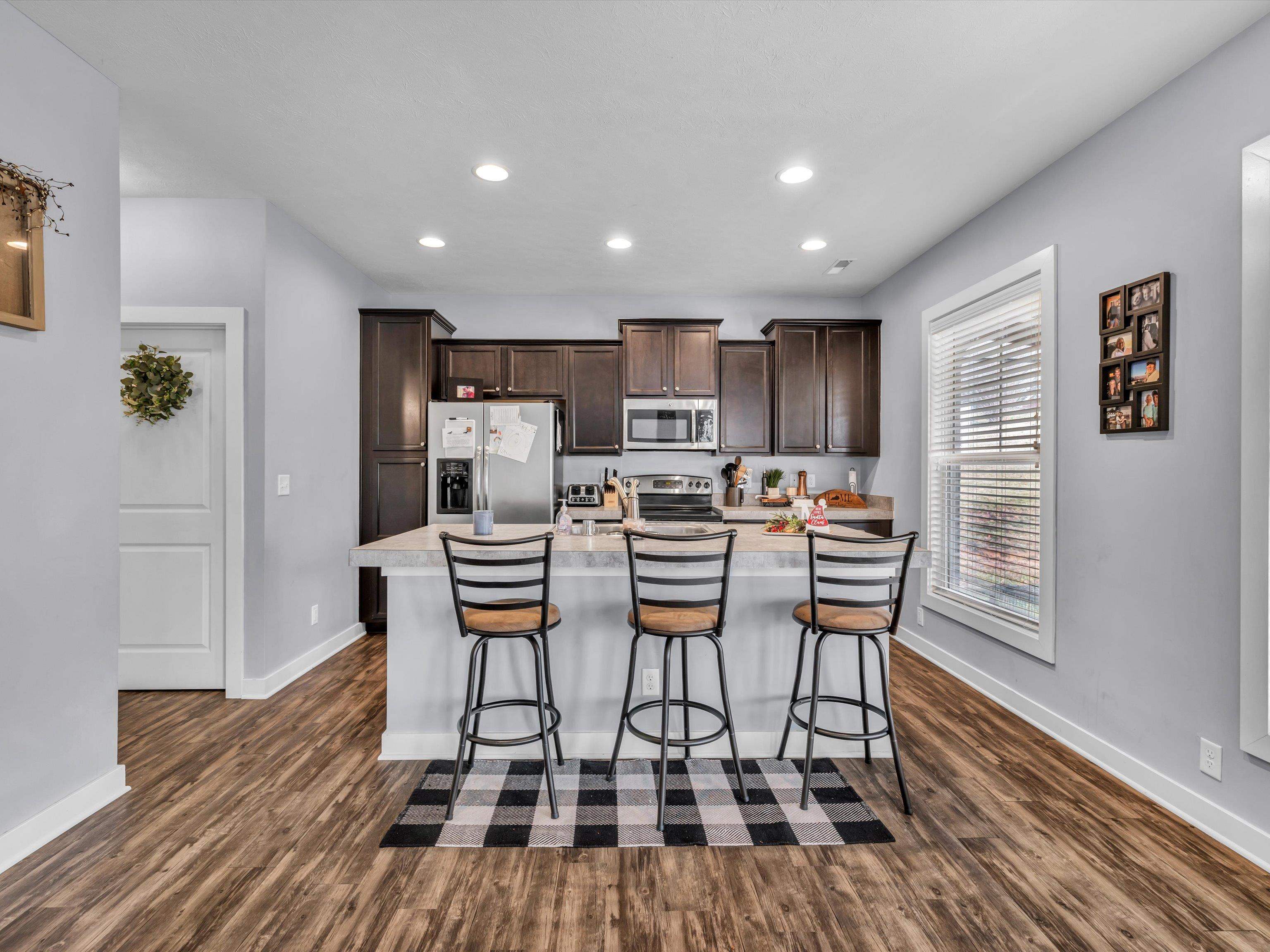 2324 Meadowhill Lane, Utica, Kentucky 42376, 4 Bedrooms Bedrooms, ,2 BathroomsBathrooms,Single Family Residence,For Sale,Meadowhill Lane,88586