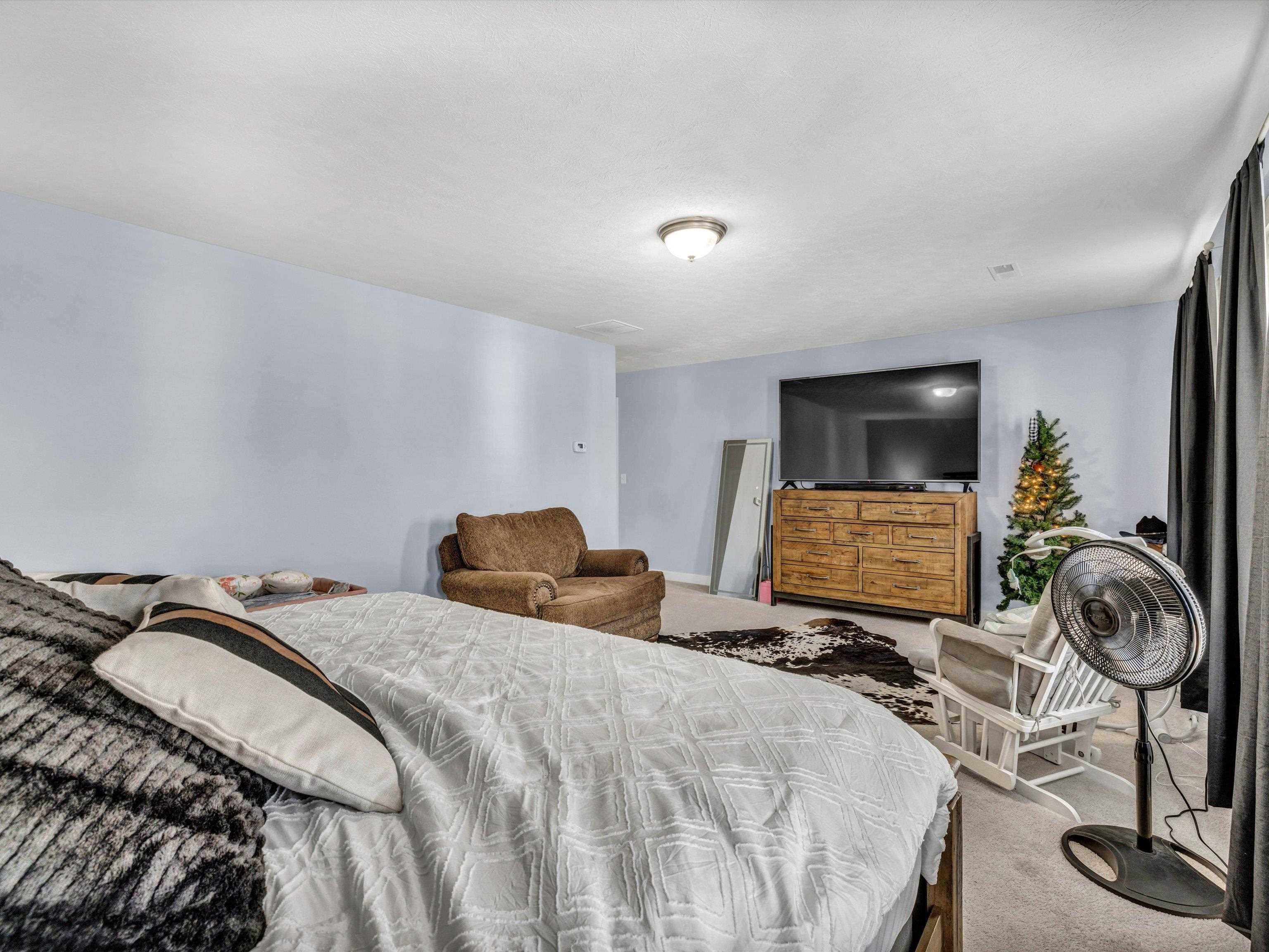 2324 Meadowhill Lane, Utica, Kentucky 42376, 4 Bedrooms Bedrooms, ,2 BathroomsBathrooms,Single Family Residence,For Sale,Meadowhill Lane,88586