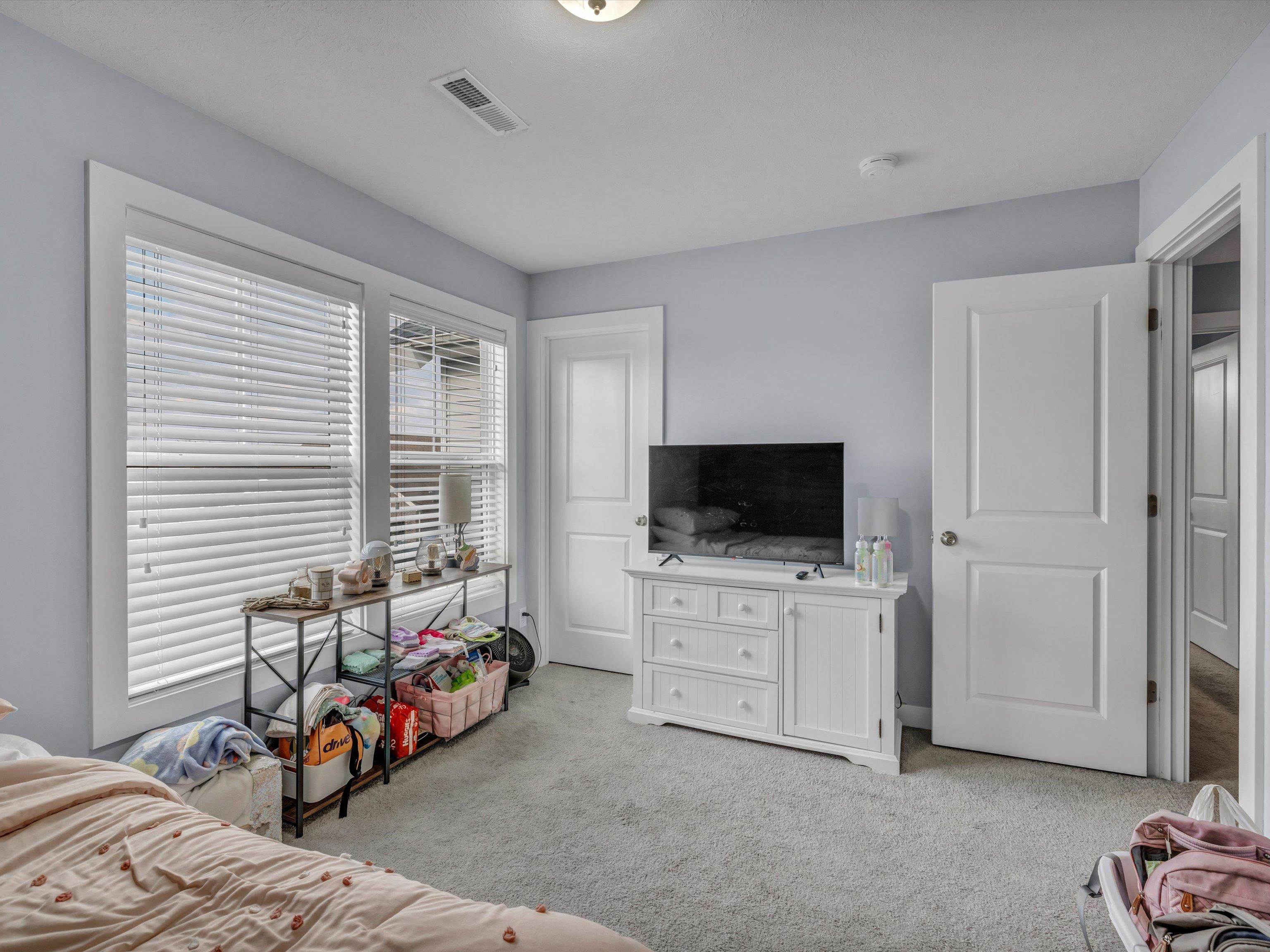 2324 Meadowhill Lane, Utica, Kentucky 42376, 4 Bedrooms Bedrooms, ,2 BathroomsBathrooms,Single Family Residence,For Sale,Meadowhill Lane,88586