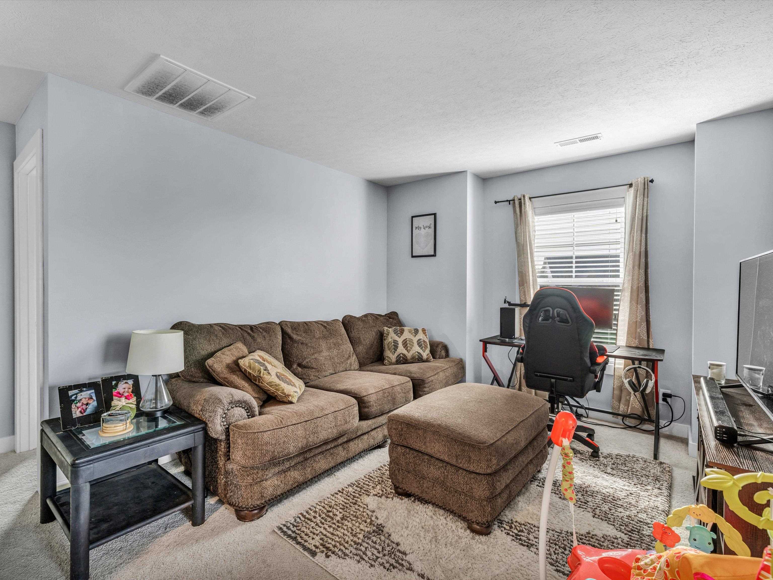 2324 Meadowhill Lane, Utica, Kentucky 42376, 4 Bedrooms Bedrooms, ,2 BathroomsBathrooms,Single Family Residence,For Sale,Meadowhill Lane,88586