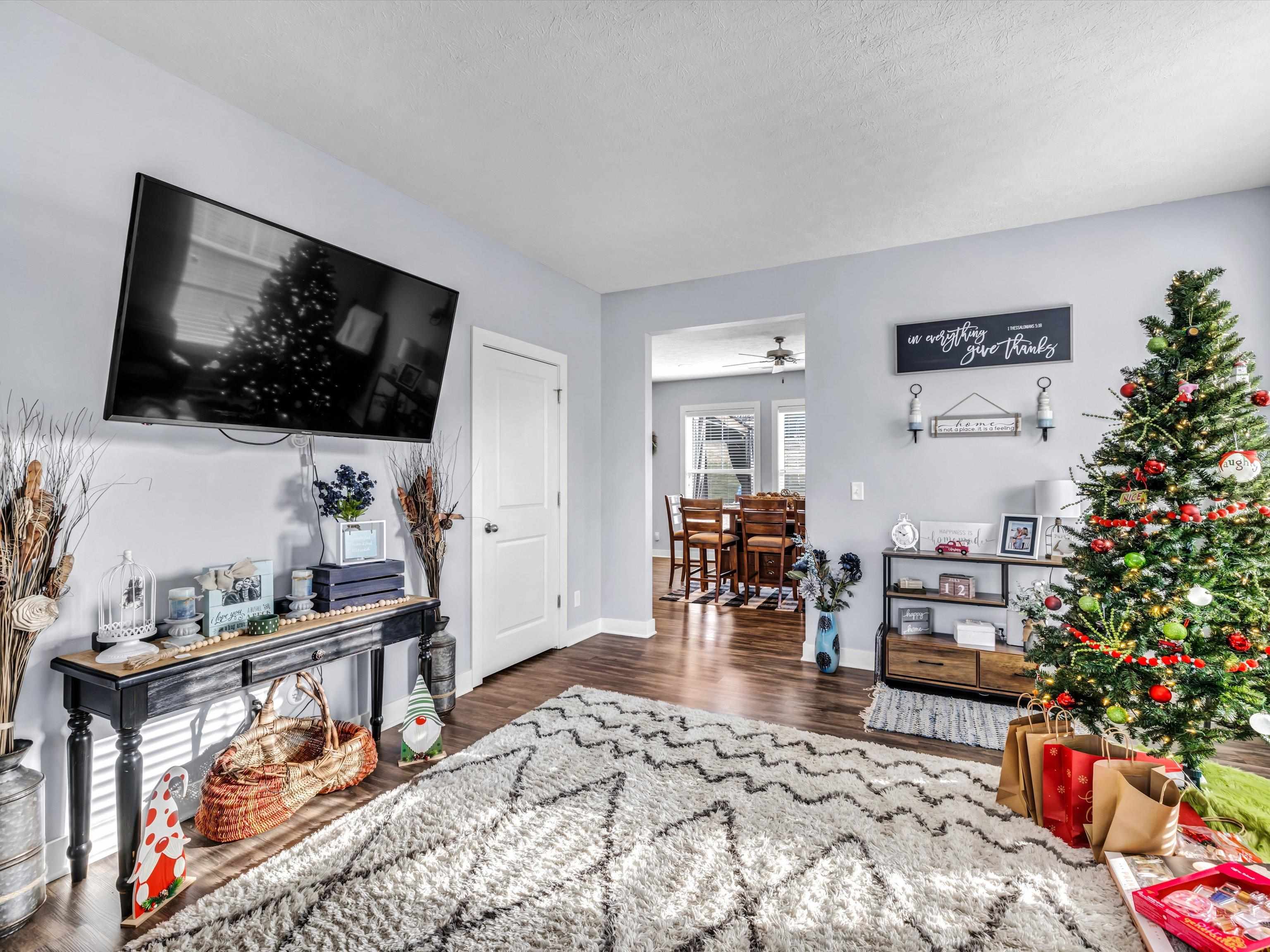 2324 Meadowhill Lane, Utica, Kentucky 42376, 4 Bedrooms Bedrooms, ,2 BathroomsBathrooms,Single Family Residence,For Sale,Meadowhill Lane,88586