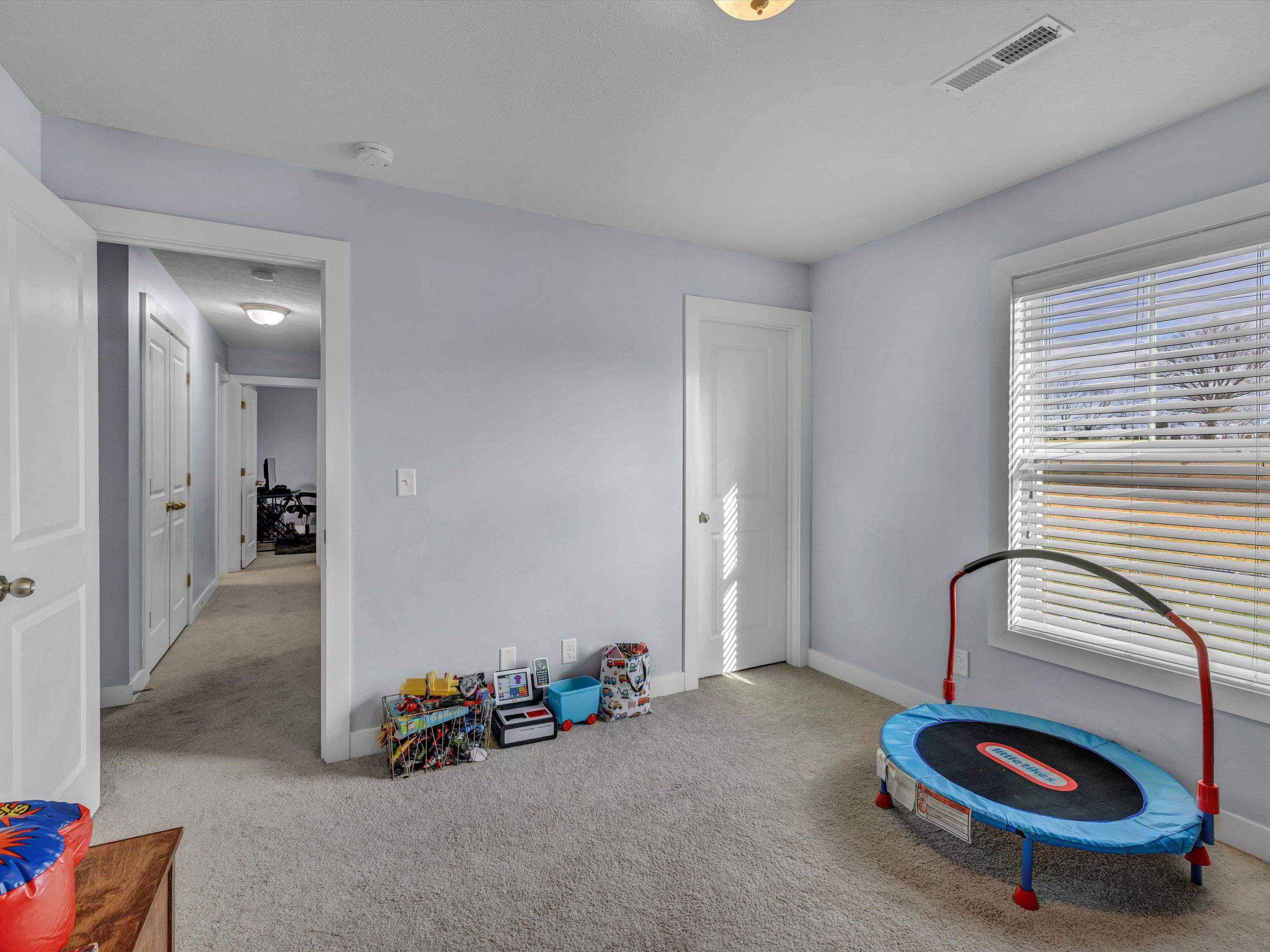 2324 Meadowhill Lane, Utica, Kentucky 42376, 4 Bedrooms Bedrooms, ,2 BathroomsBathrooms,Single Family Residence,For Sale,Meadowhill Lane,88586