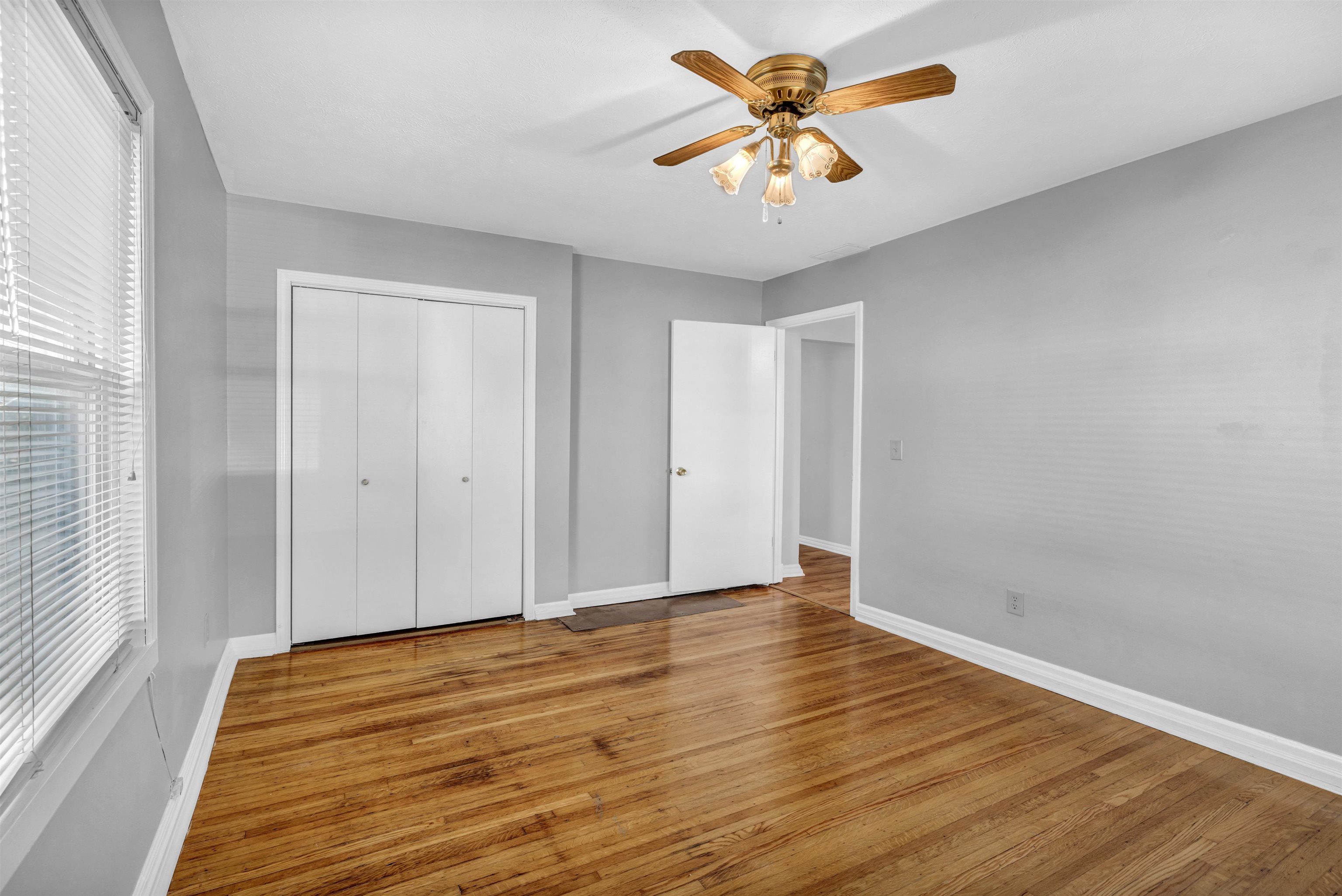 416 20th, Owensboro, Kentucky 42303, 4 Bedrooms Bedrooms, ,2 BathroomsBathrooms,Single Family Residence,For Sale,20th,88588
