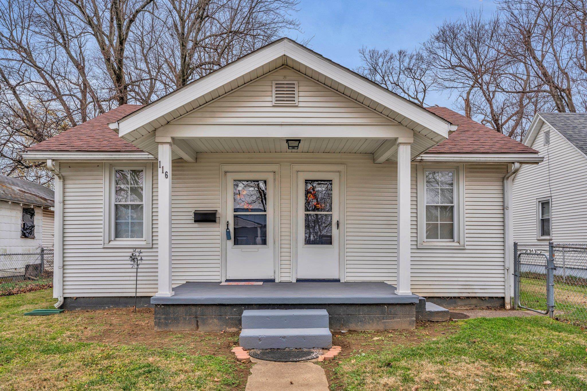 116 Dublin Lane, Owensboro, Kentucky 42301, 2 Bedrooms Bedrooms, ,1 BathroomBathrooms,Single Family Residence,For Sale,Dublin Lane,88594