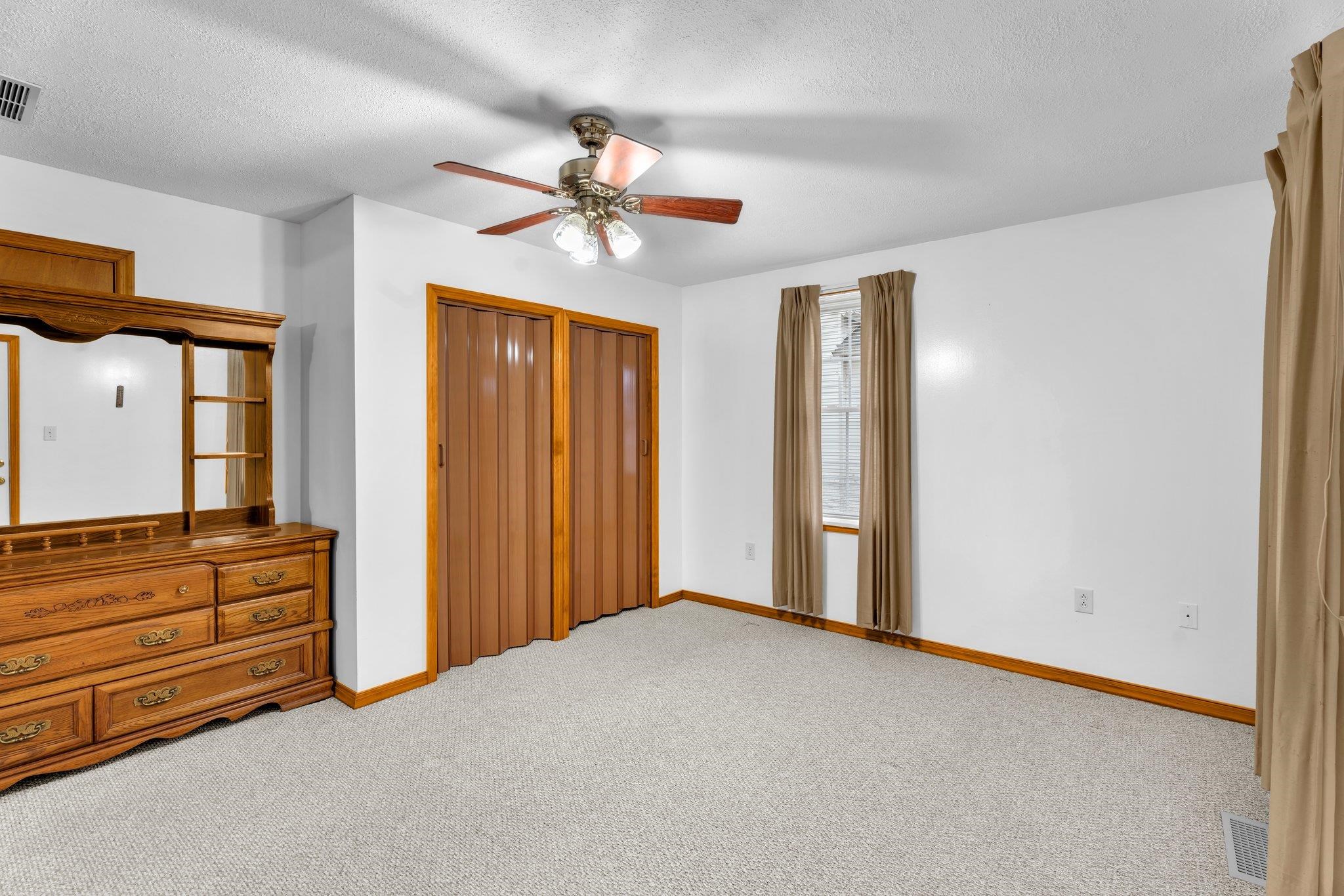 116 Dublin Lane, Owensboro, Kentucky 42301, 2 Bedrooms Bedrooms, ,1 BathroomBathrooms,Single Family Residence,For Sale,Dublin Lane,88594
