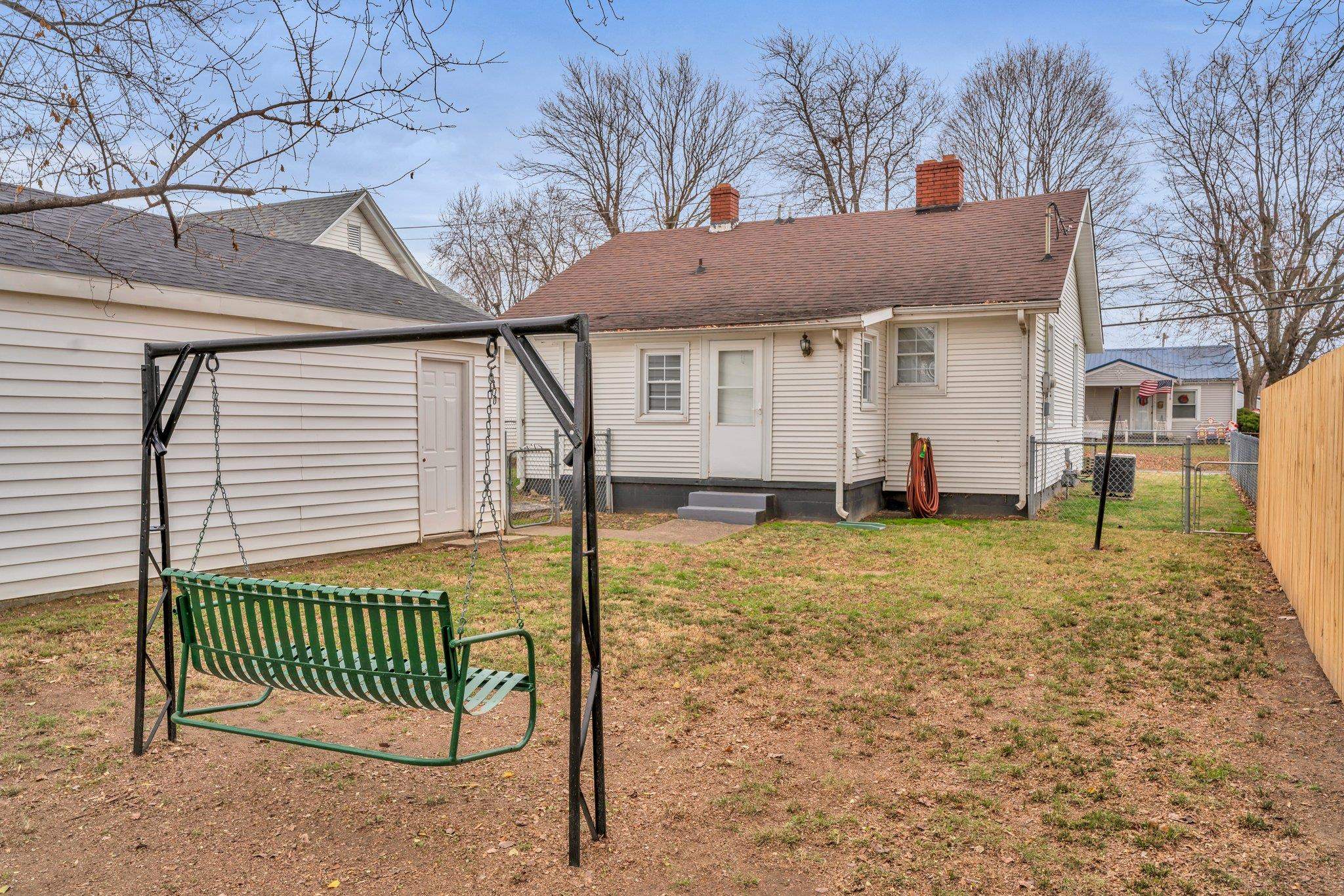 116 Dublin Lane, Owensboro, Kentucky 42301, 2 Bedrooms Bedrooms, ,1 BathroomBathrooms,Single Family Residence,For Sale,Dublin Lane,88594