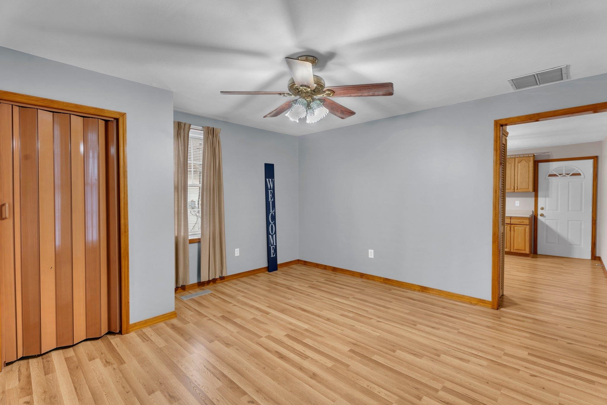 116 Dublin Lane, Owensboro, Kentucky 42301, 2 Bedrooms Bedrooms, ,1 BathroomBathrooms,Single Family Residence,For Sale,Dublin Lane,88594