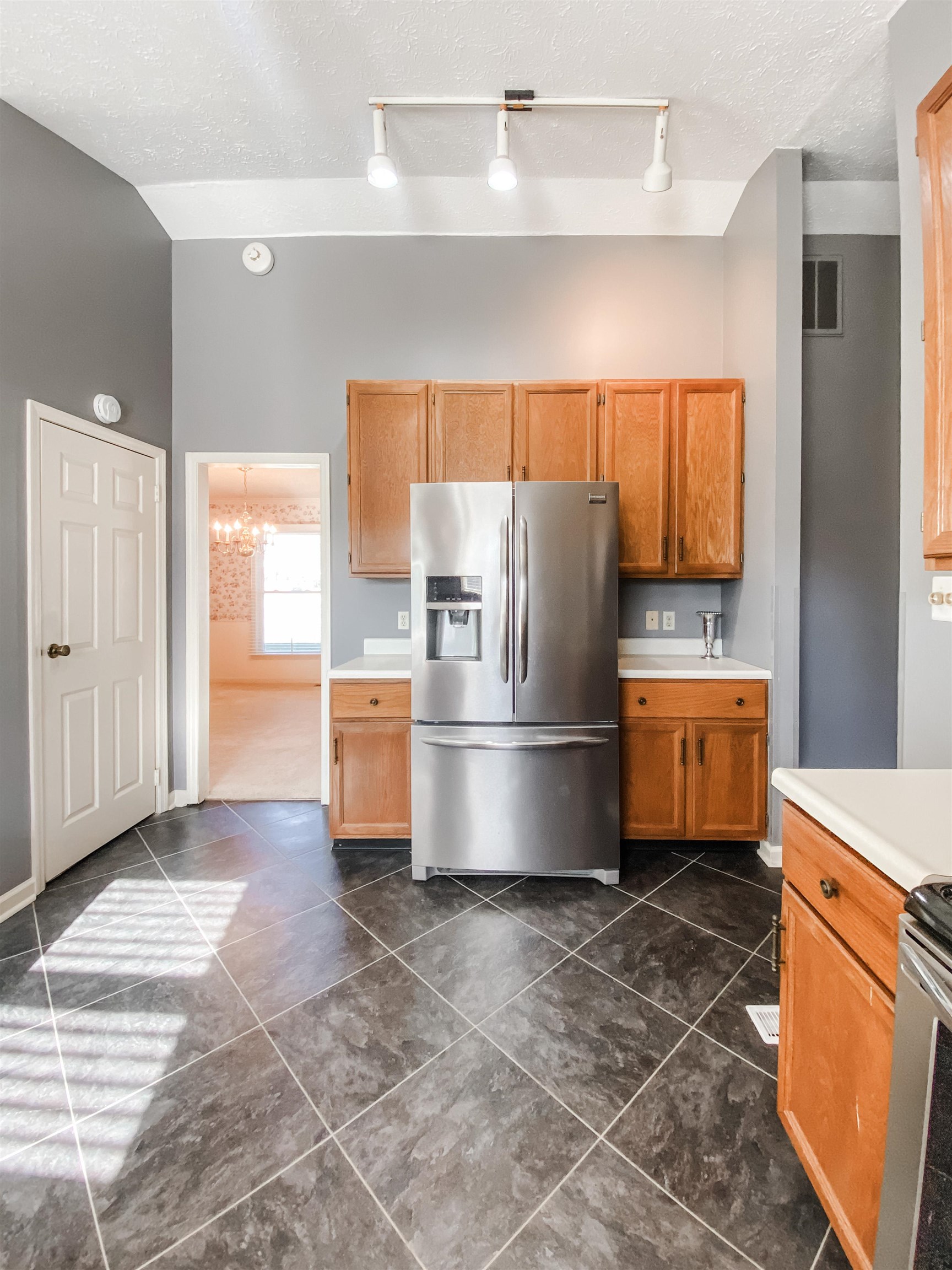 1000 Rogers Ct, Owensboro, Kentucky 42303, 3 Bedrooms Bedrooms, ,2 BathroomsBathrooms,Single Family Residence,For Sale,Rogers Ct,88608