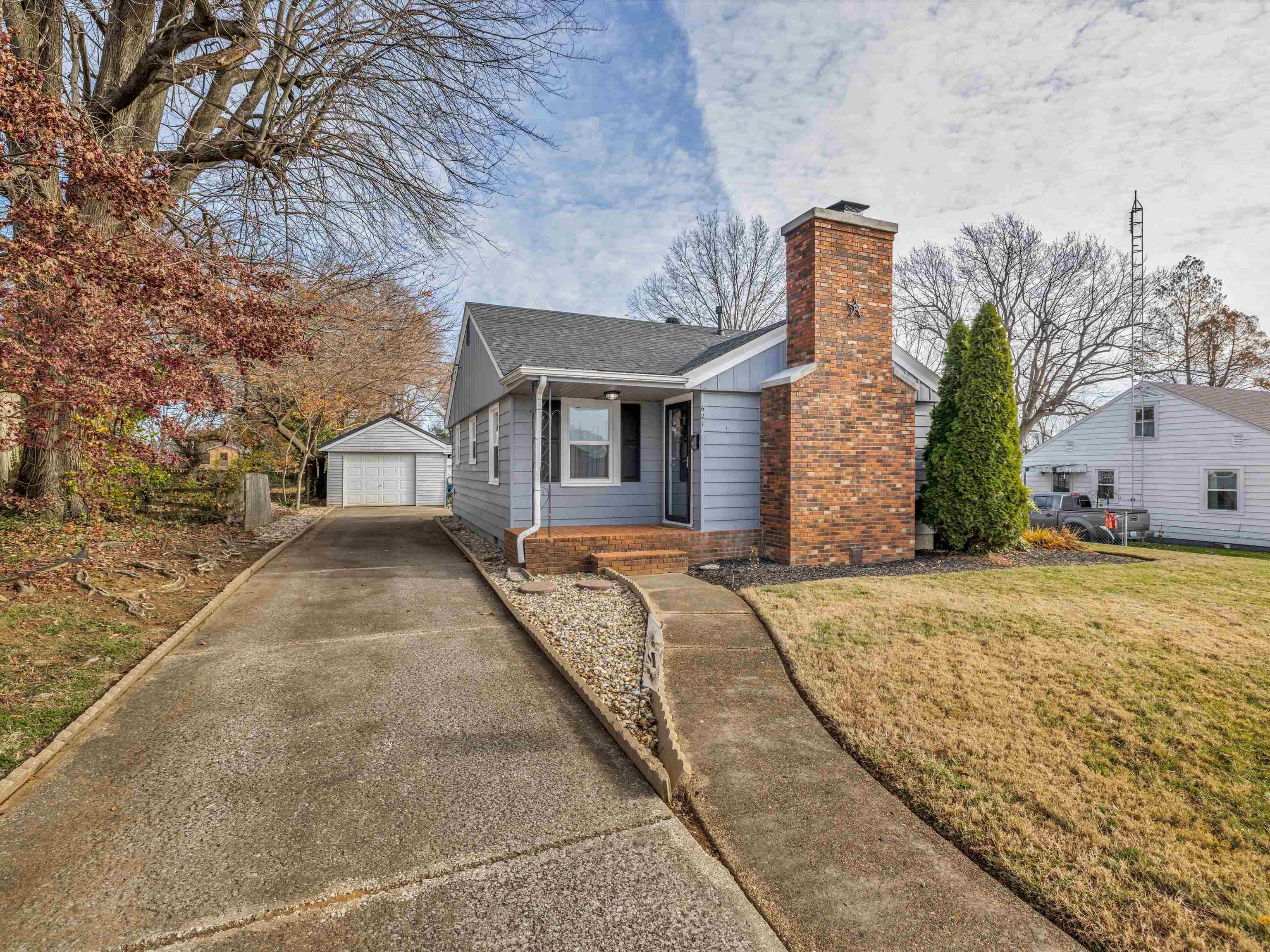 621 Glenn Court, Owensboro, Kentucky 42303, 3 Bedrooms Bedrooms, ,1 BathroomBathrooms,Single Family Residence,For Sale,Glenn Court,88613