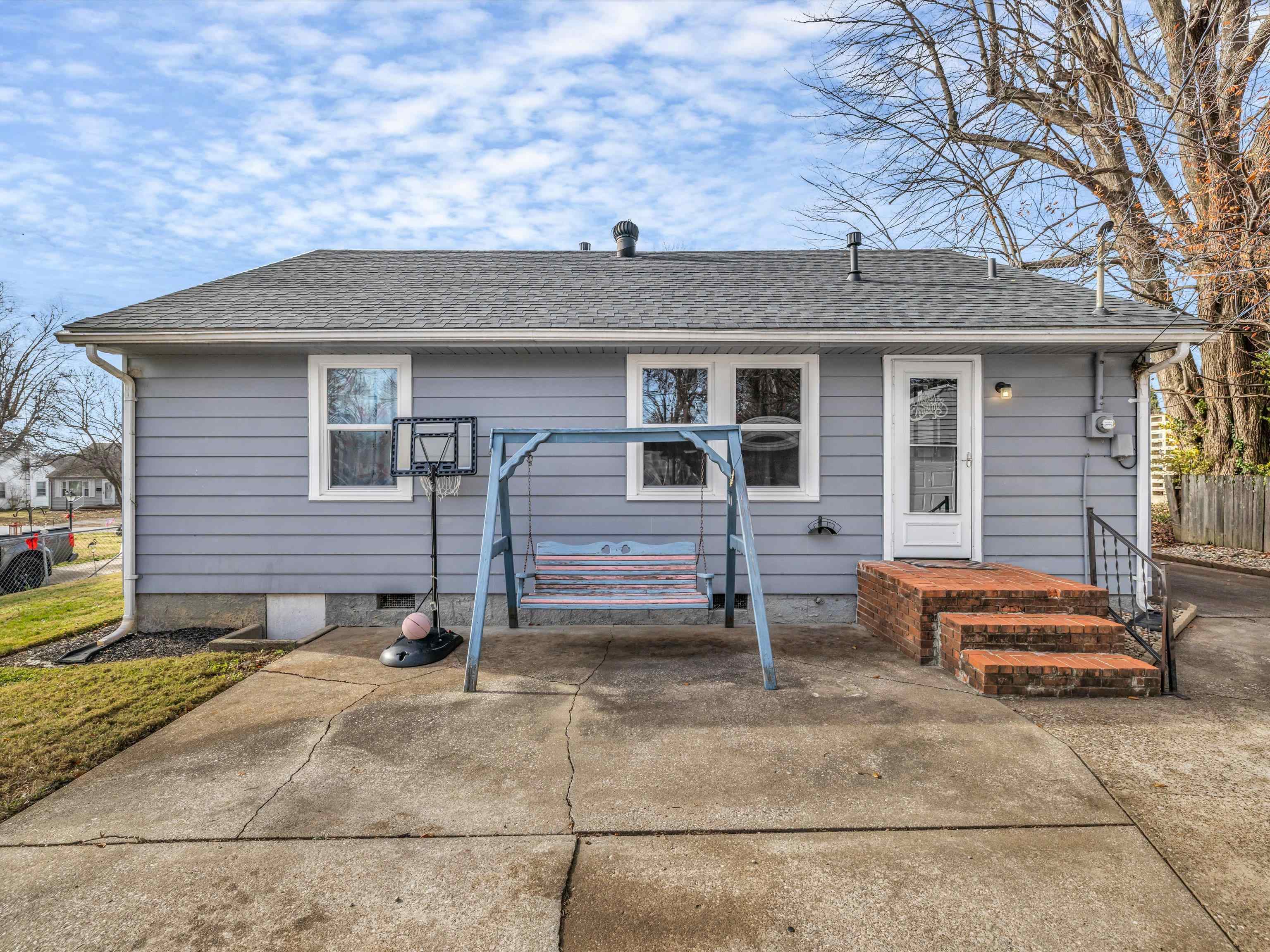 621 Glenn Court, Owensboro, Kentucky 42303, 3 Bedrooms Bedrooms, ,1 BathroomBathrooms,Single Family Residence,For Sale,Glenn Court,88613