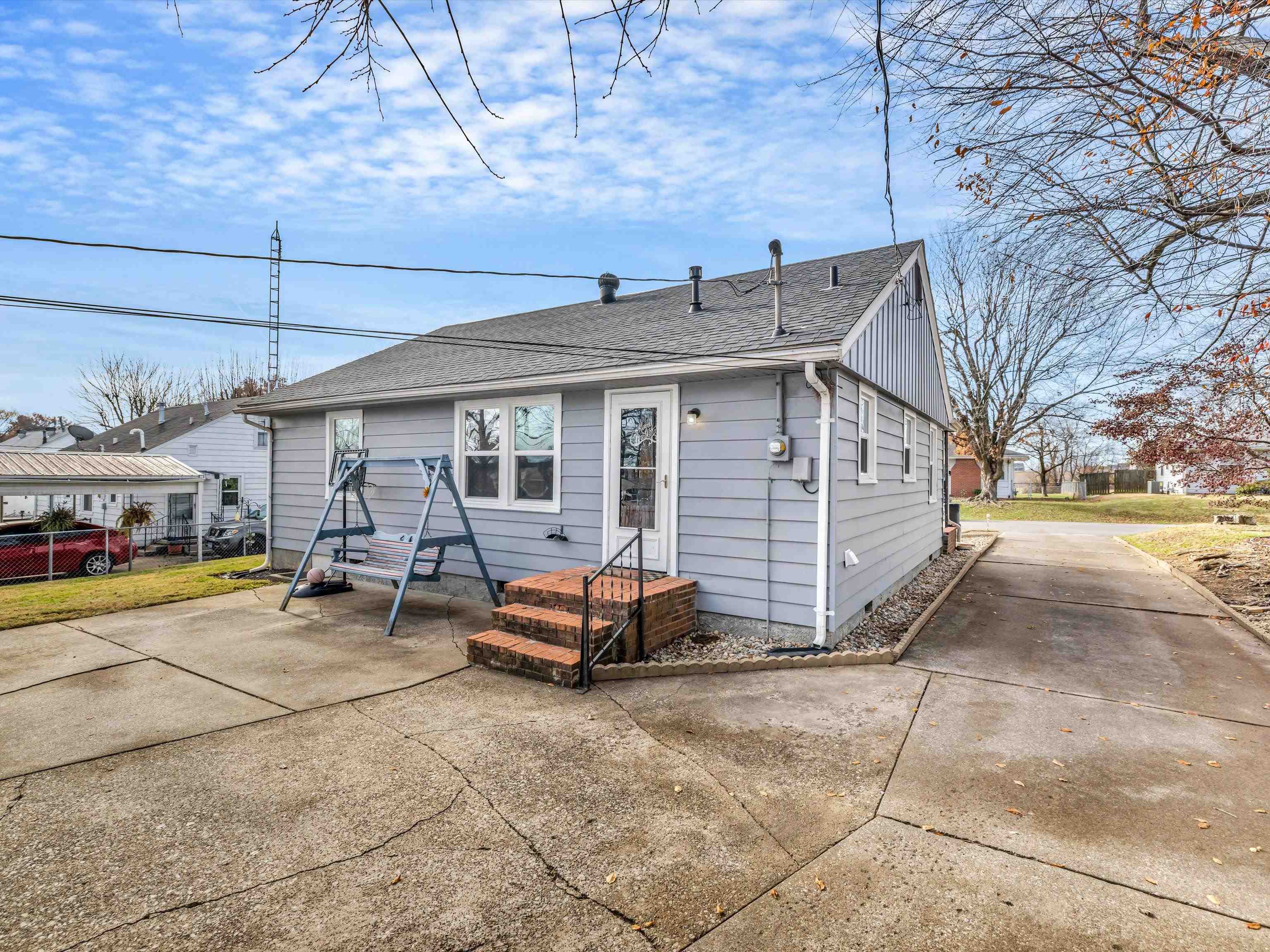 621 Glenn Court, Owensboro, Kentucky 42303, 3 Bedrooms Bedrooms, ,1 BathroomBathrooms,Single Family Residence,For Sale,Glenn Court,88613