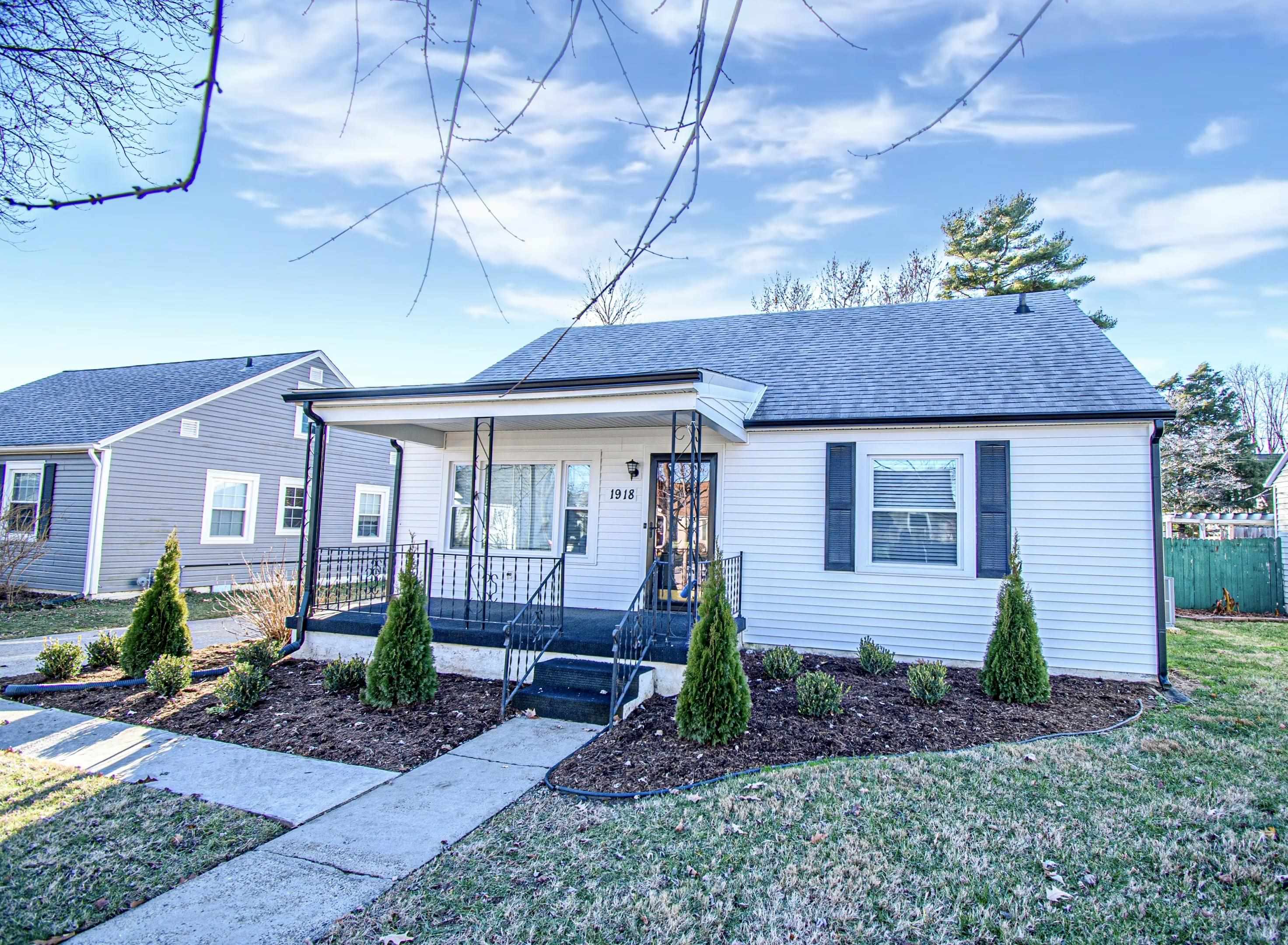1918 Cherokee Drive, Owensboro, Kentucky 42301, 3 Bedrooms Bedrooms, ,1 BathroomBathrooms,Single Family Residence,For Sale,Cherokee Drive,88646