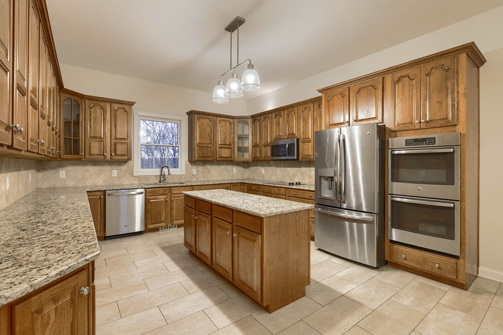 1567 Zion Church Road, Reynolds Station, Kentucky 42368, 5 Bedrooms Bedrooms, ,4 BathroomsBathrooms,Single Family Residence,For Sale,Zion Church Road,88651