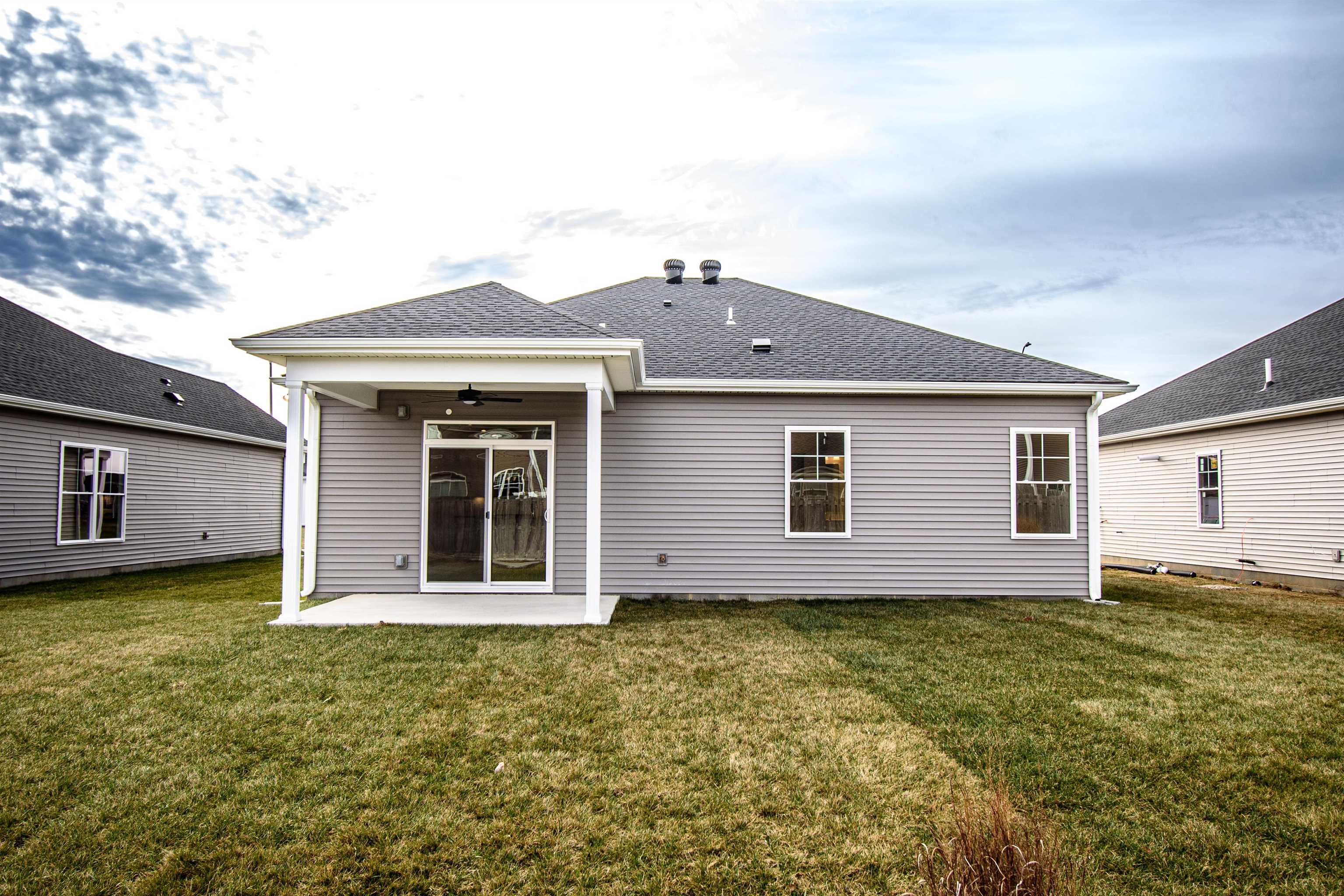 2313 Watson Circle, Owensboro, Kentucky 42301, 3 Bedrooms Bedrooms, ,2 BathroomsBathrooms,Single Family Residence,For Sale,Watson Circle,88652