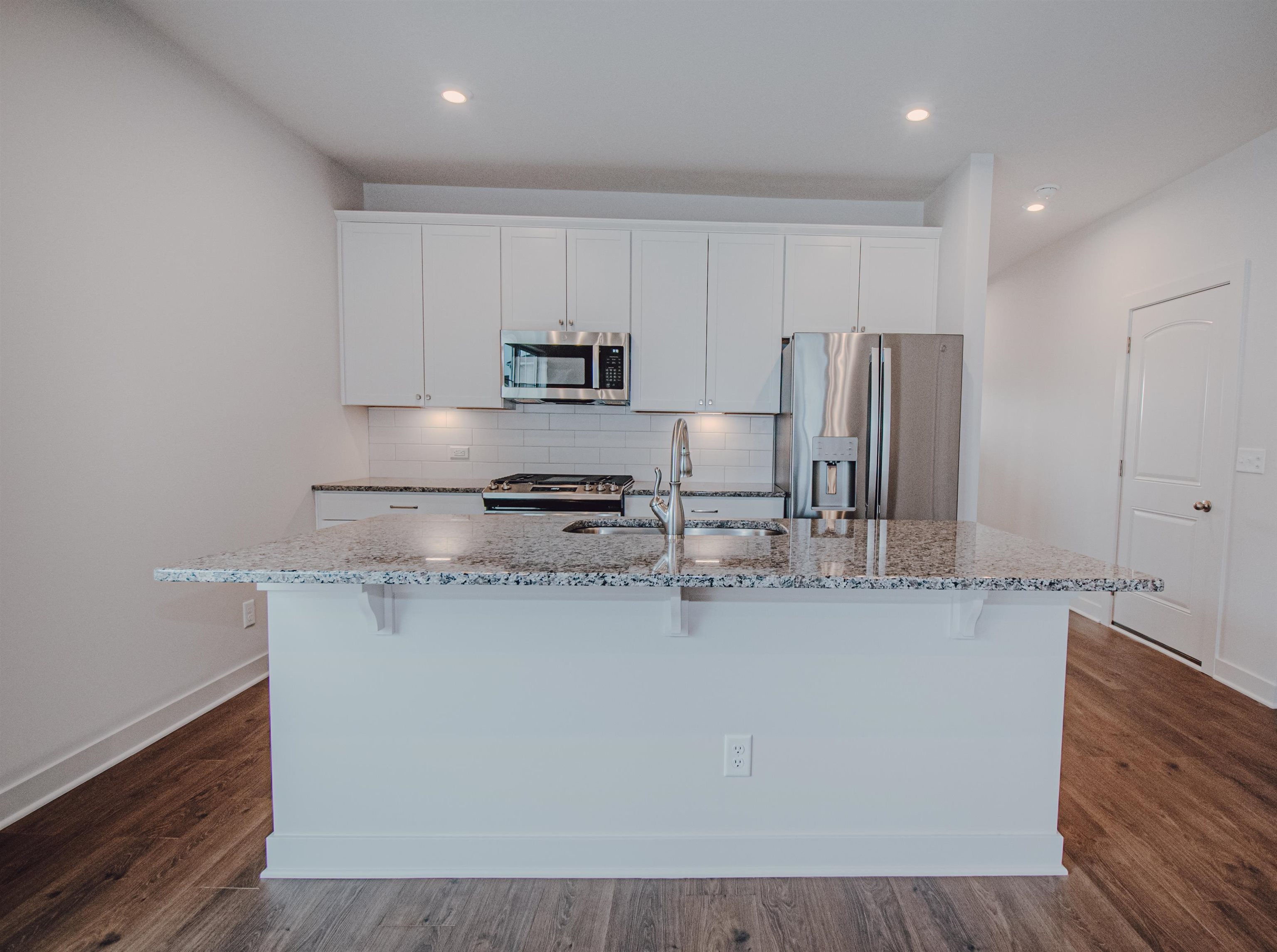 2313 Watson Circle, Owensboro, Kentucky 42301, 3 Bedrooms Bedrooms, ,2 BathroomsBathrooms,Single Family Residence,For Sale,Watson Circle,88652