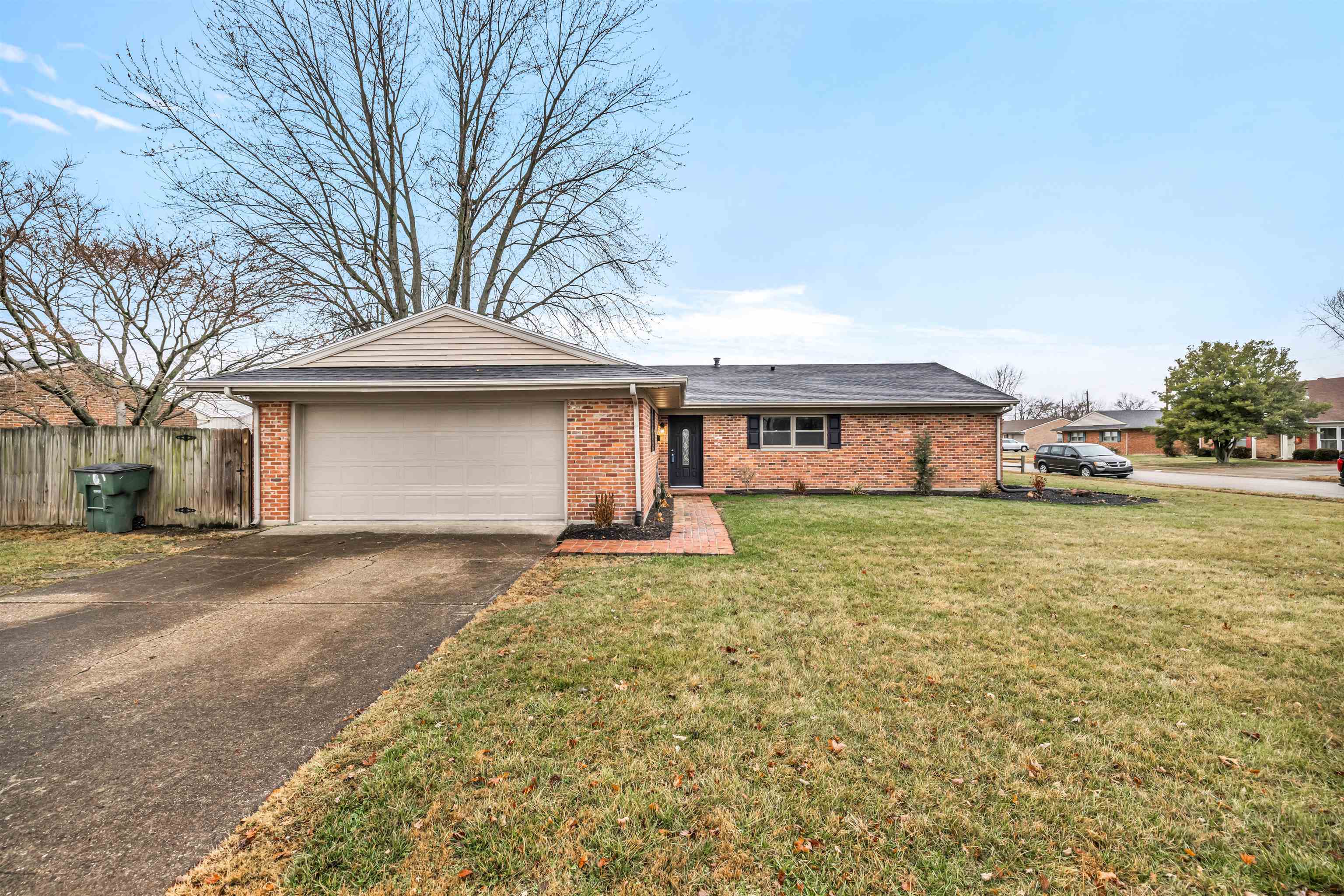 2400 Whirlaway Dr., Owensboro, Kentucky 42301, 3 Bedrooms Bedrooms, ,2 BathroomsBathrooms,Single Family Residence,For Sale,Whirlaway Dr.,88677