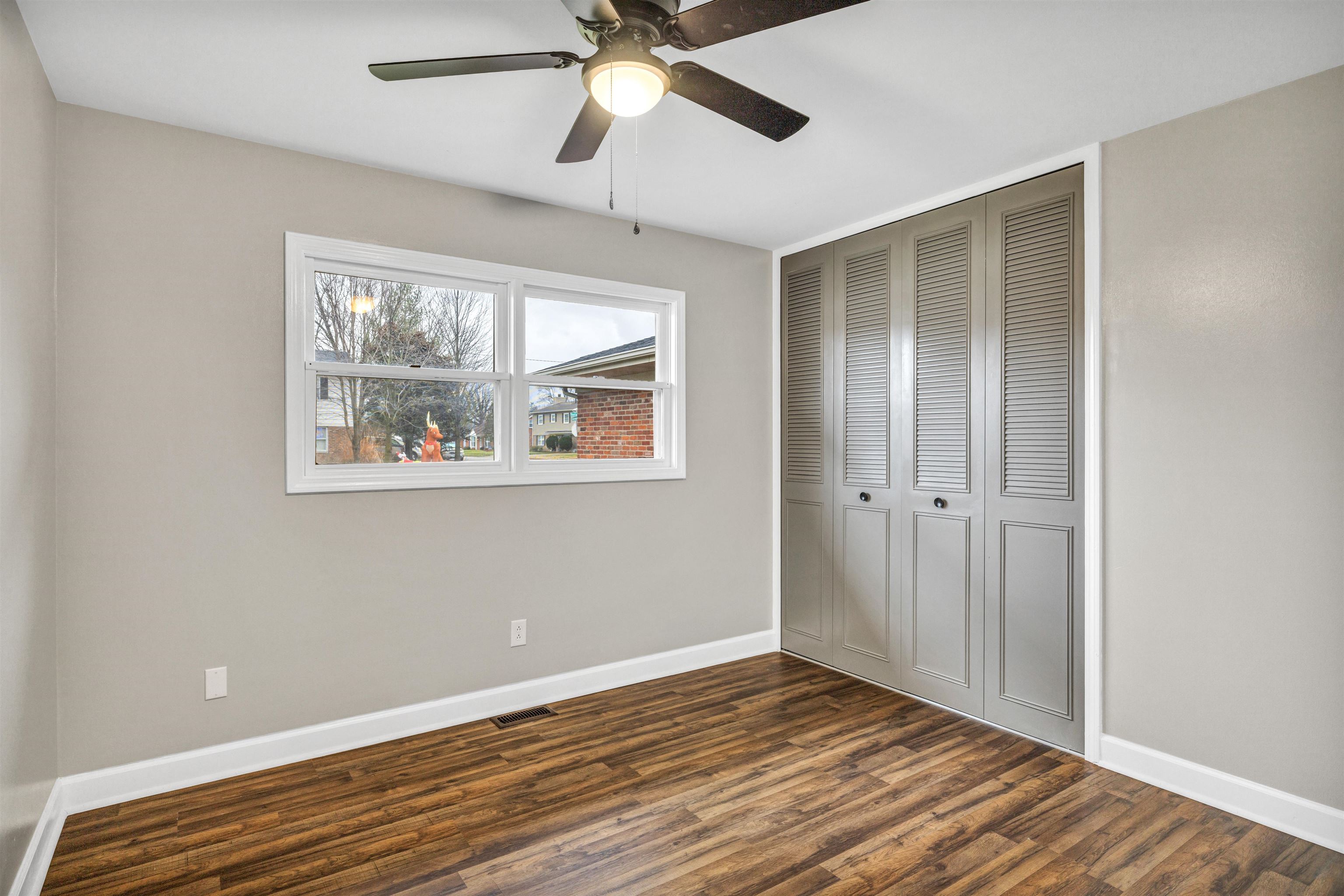 2400 Whirlaway Dr., Owensboro, Kentucky 42301, 3 Bedrooms Bedrooms, ,2 BathroomsBathrooms,Single Family Residence,For Sale,Whirlaway Dr.,88677