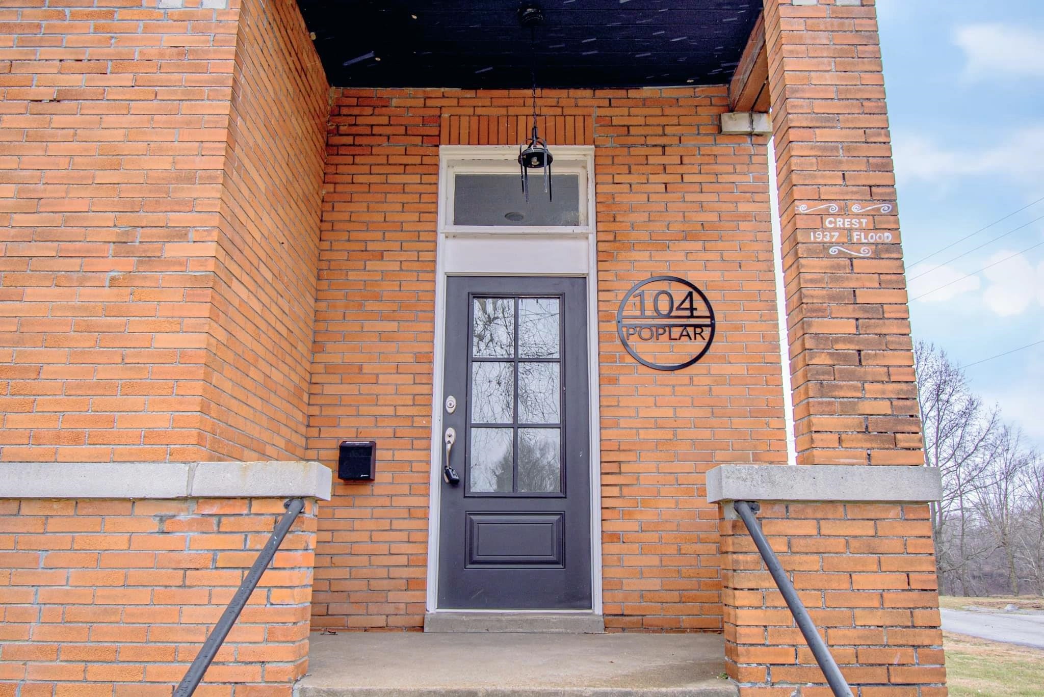 104 Poplar St, Livermore, Kentucky 42352, ,Business,For Sale,Poplar St,88678