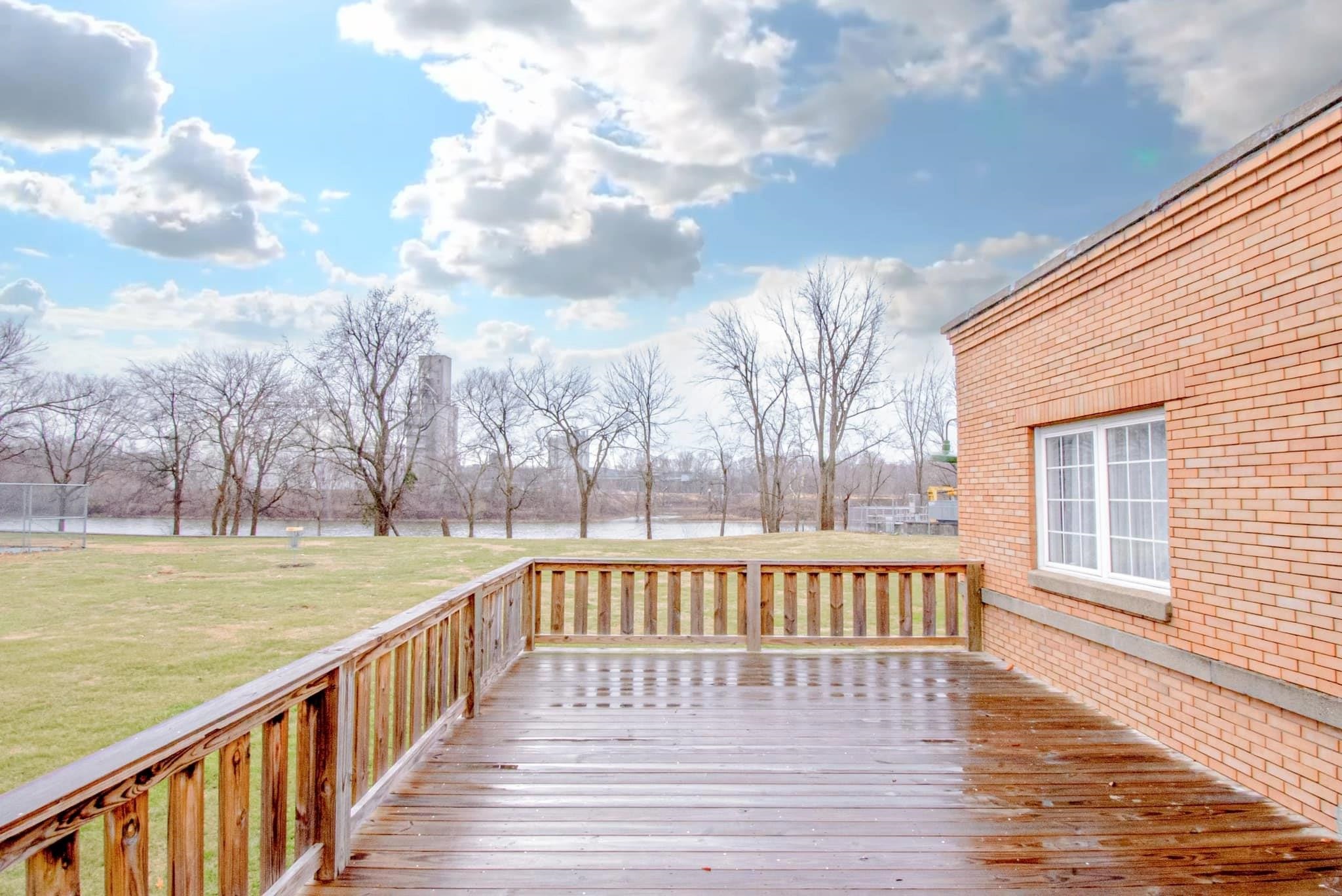 104 Poplar St, Livermore, Kentucky 42352, ,Business,For Sale,Poplar St,88678