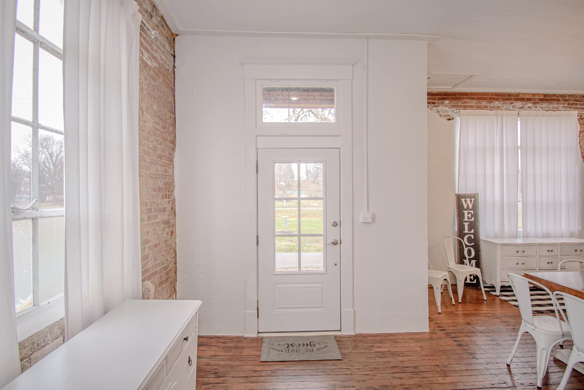 104 Poplar St, Livermore, Kentucky 42352, ,Business,For Sale,Poplar St,88678