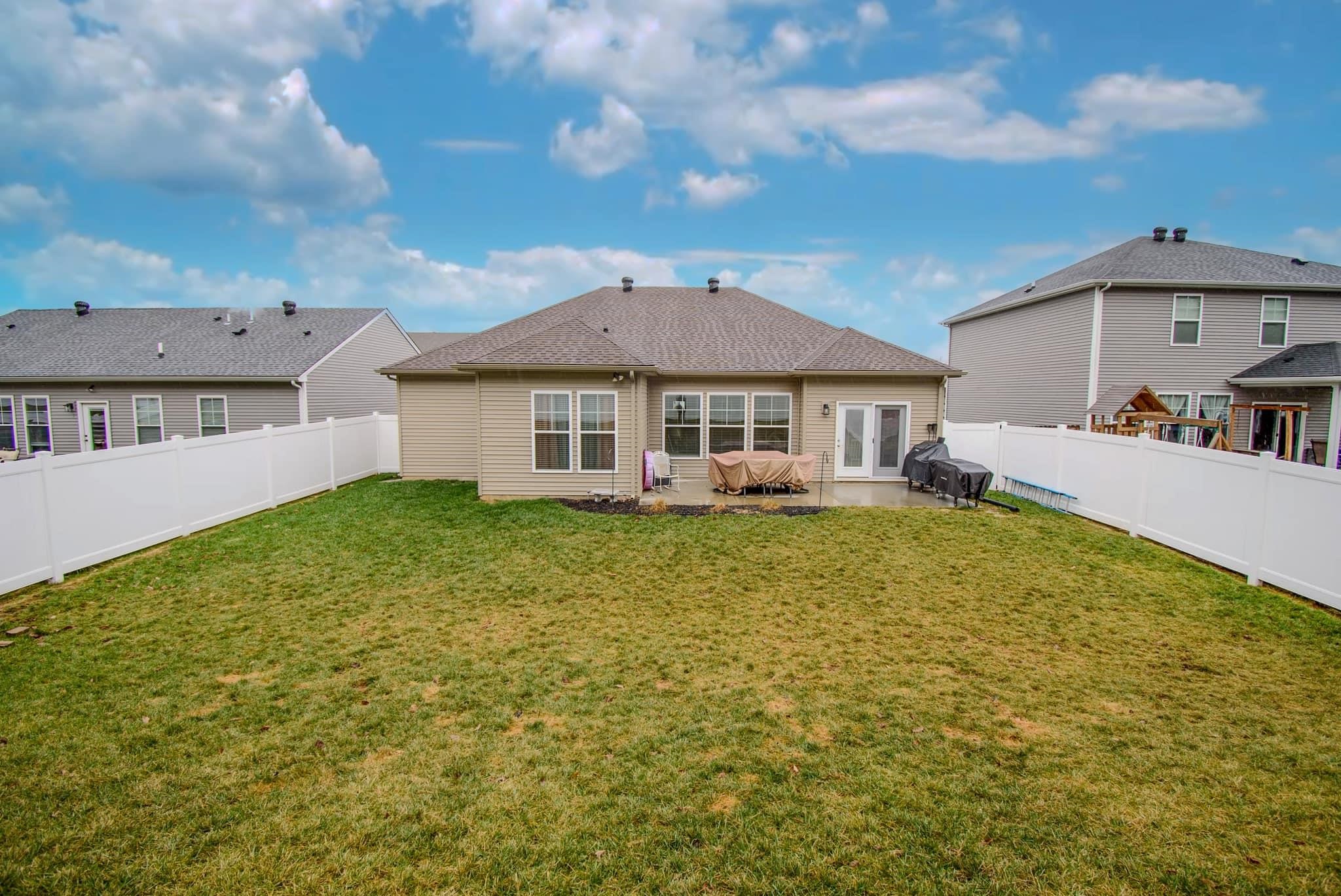 3986 Little Bluestem Dr, Owensboro, Kentucky 42303, 4 Bedrooms Bedrooms, ,2 BathroomsBathrooms,Single Family Residence,For Sale,Little Bluestem Dr,88679